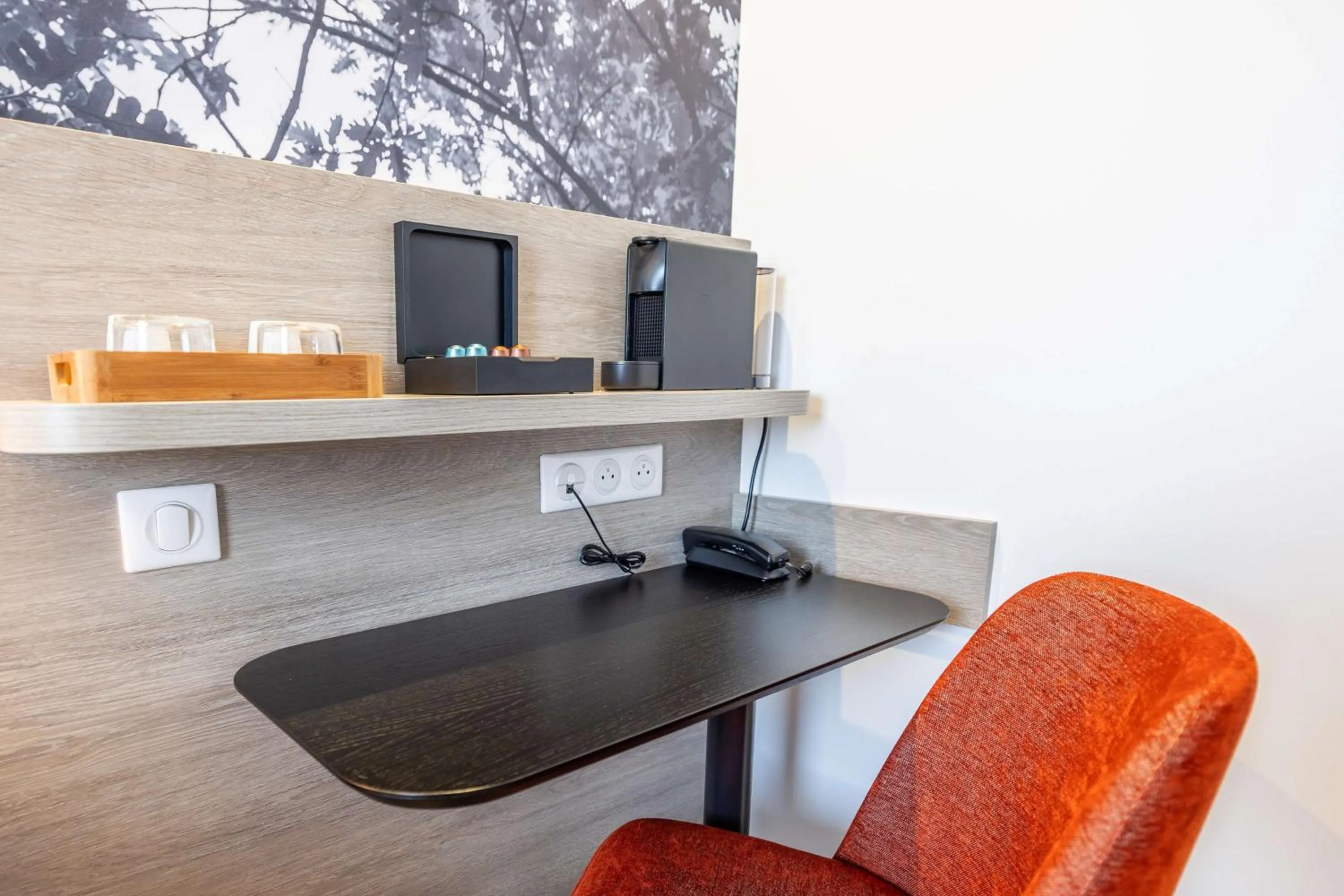 Bedroom in Best Western Saint Exupéry Eysines - Bordeaux Ouest