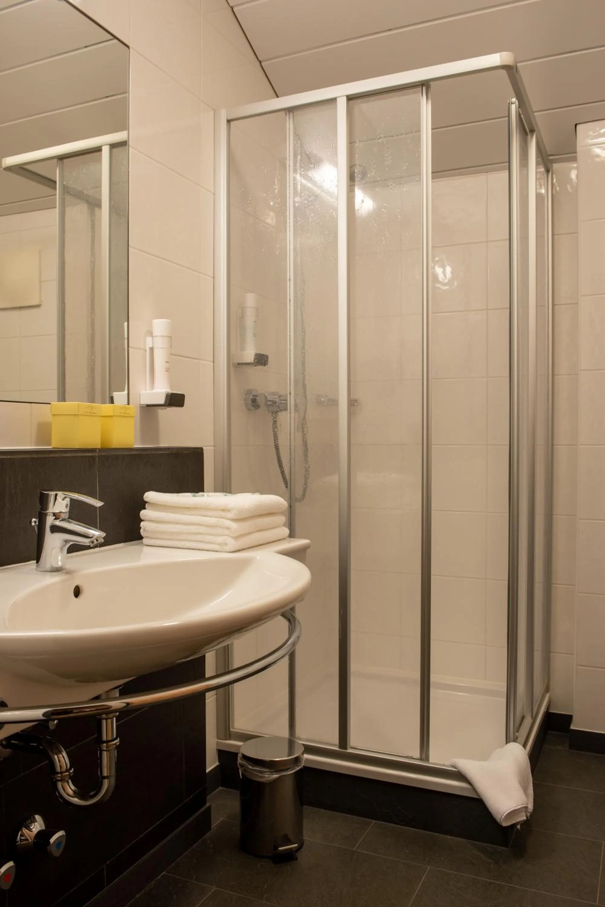 Bathroom in Hotel Auwirt Zentrum