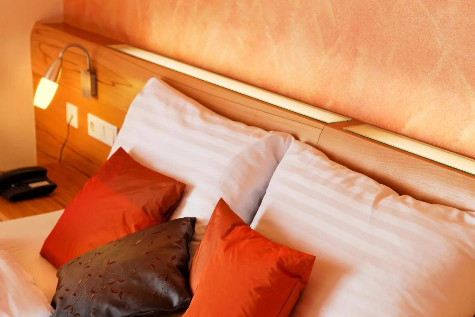 Bedroom, Bed in Hotel Auwirt Zentrum