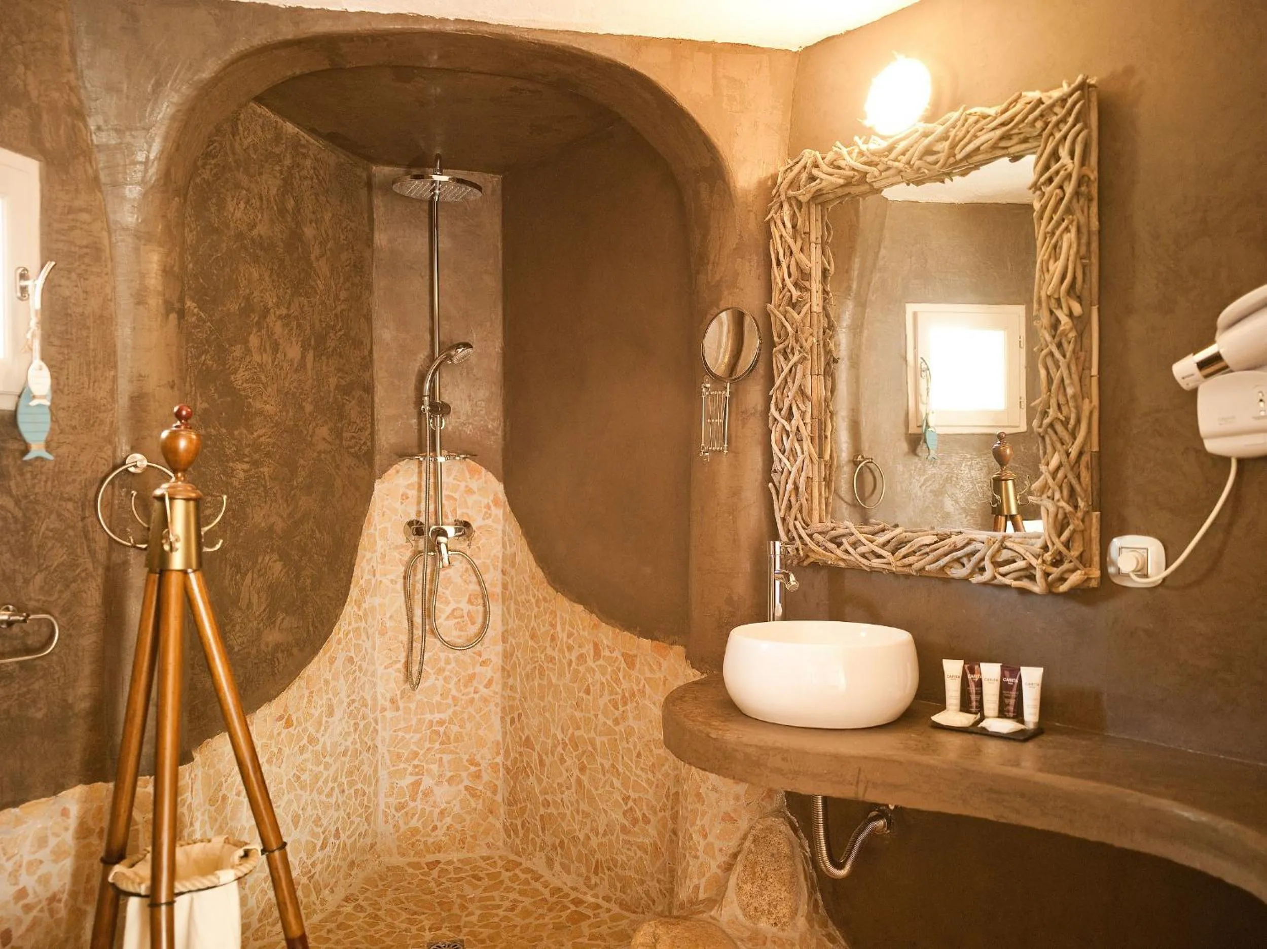Bathroom in Hôtel Ambassador Palombaggia