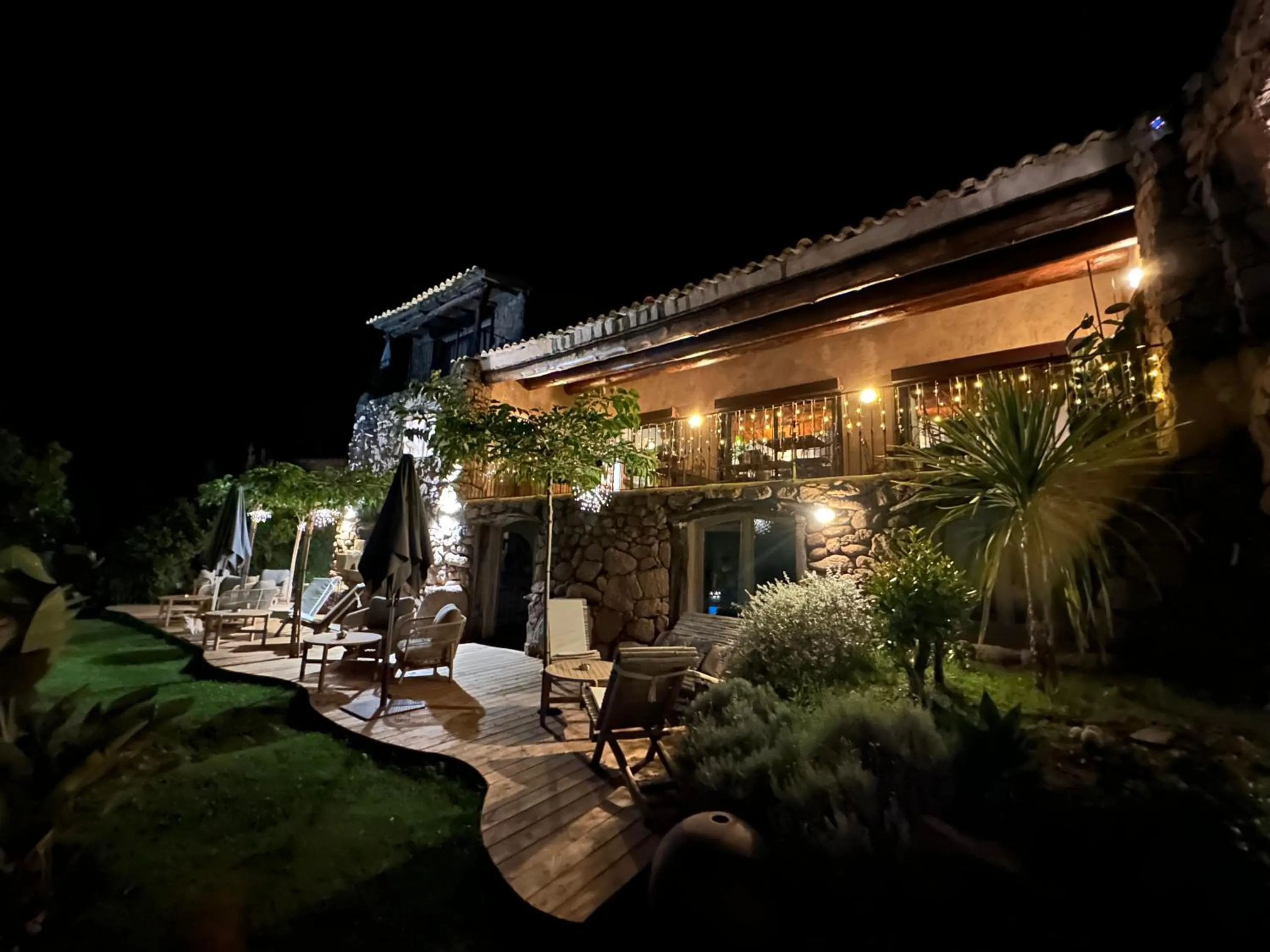 Property building in Hôtel Ambassador Palombaggia