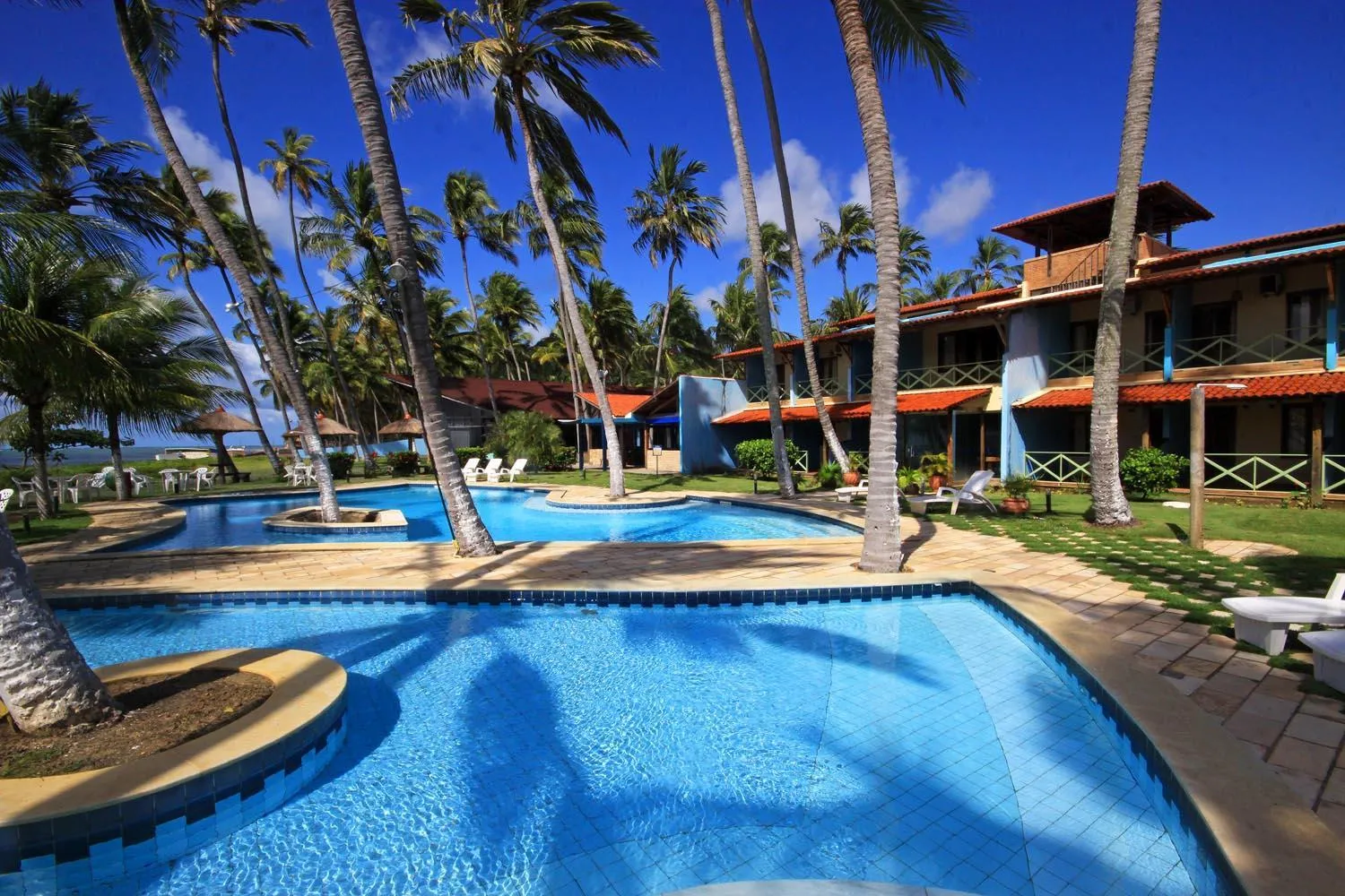 Property building in Albacora Praia Hotel