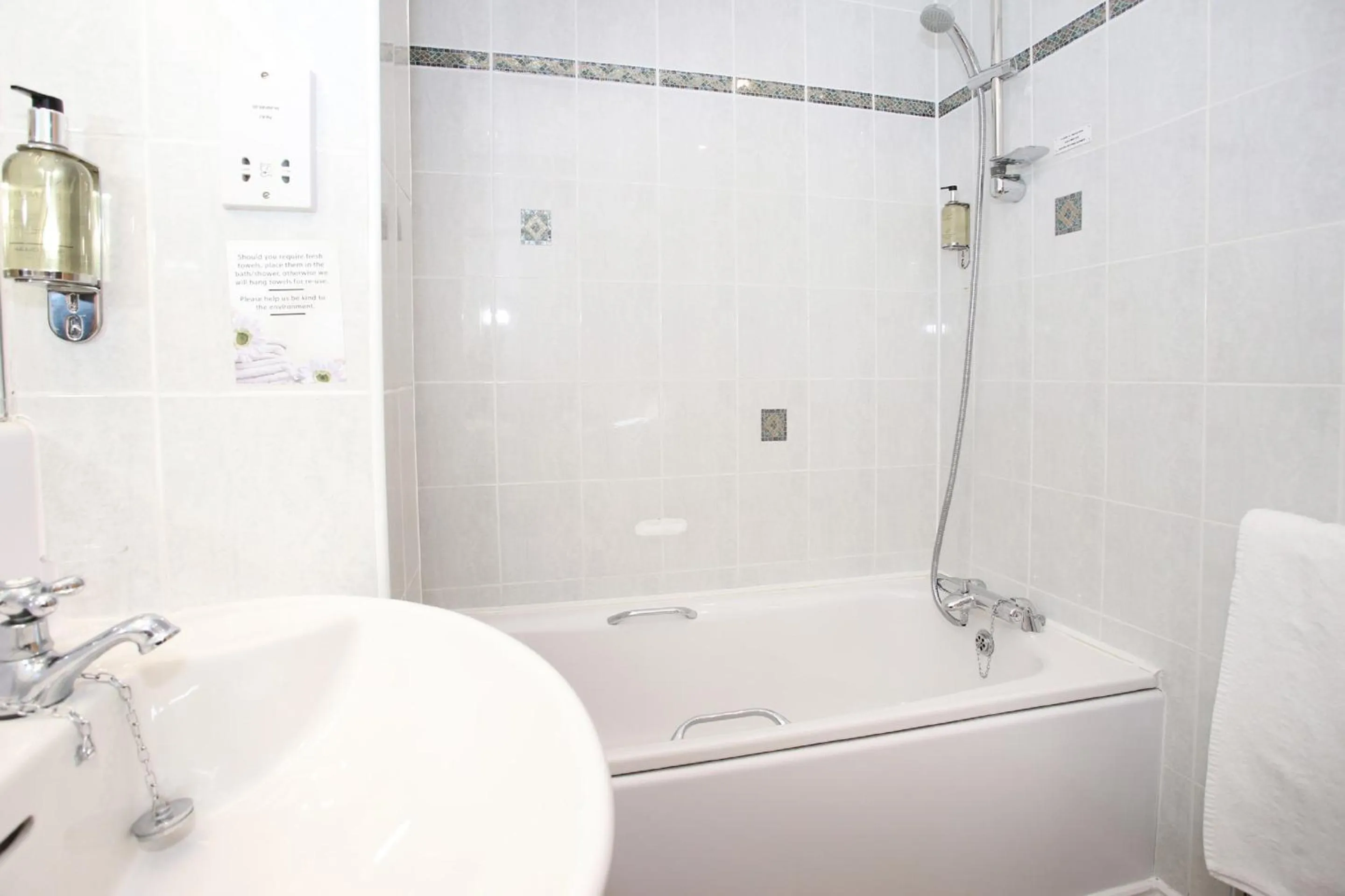 Bathroom in Woodlands Hotel, BW Signature Collection