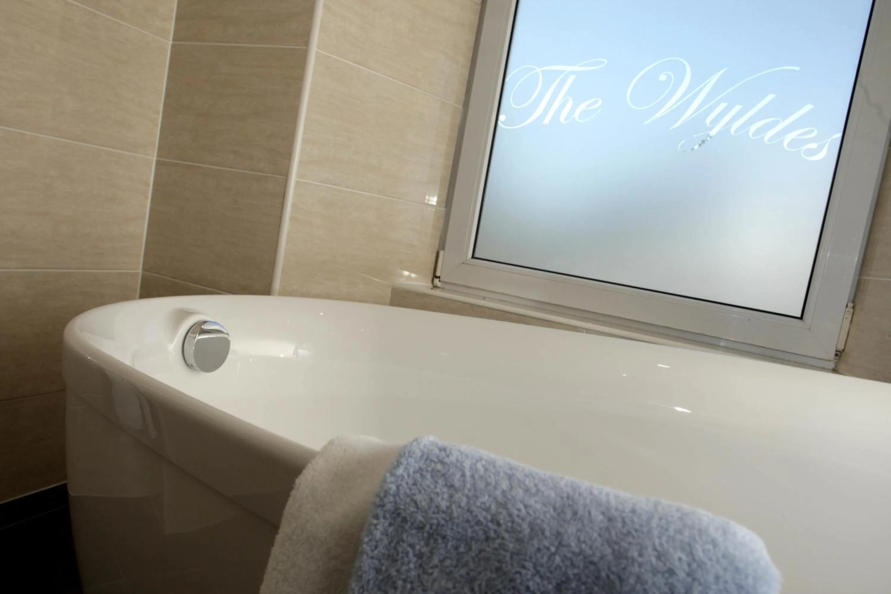 Bathroom in Woodlands Hotel, BW Signature Collection