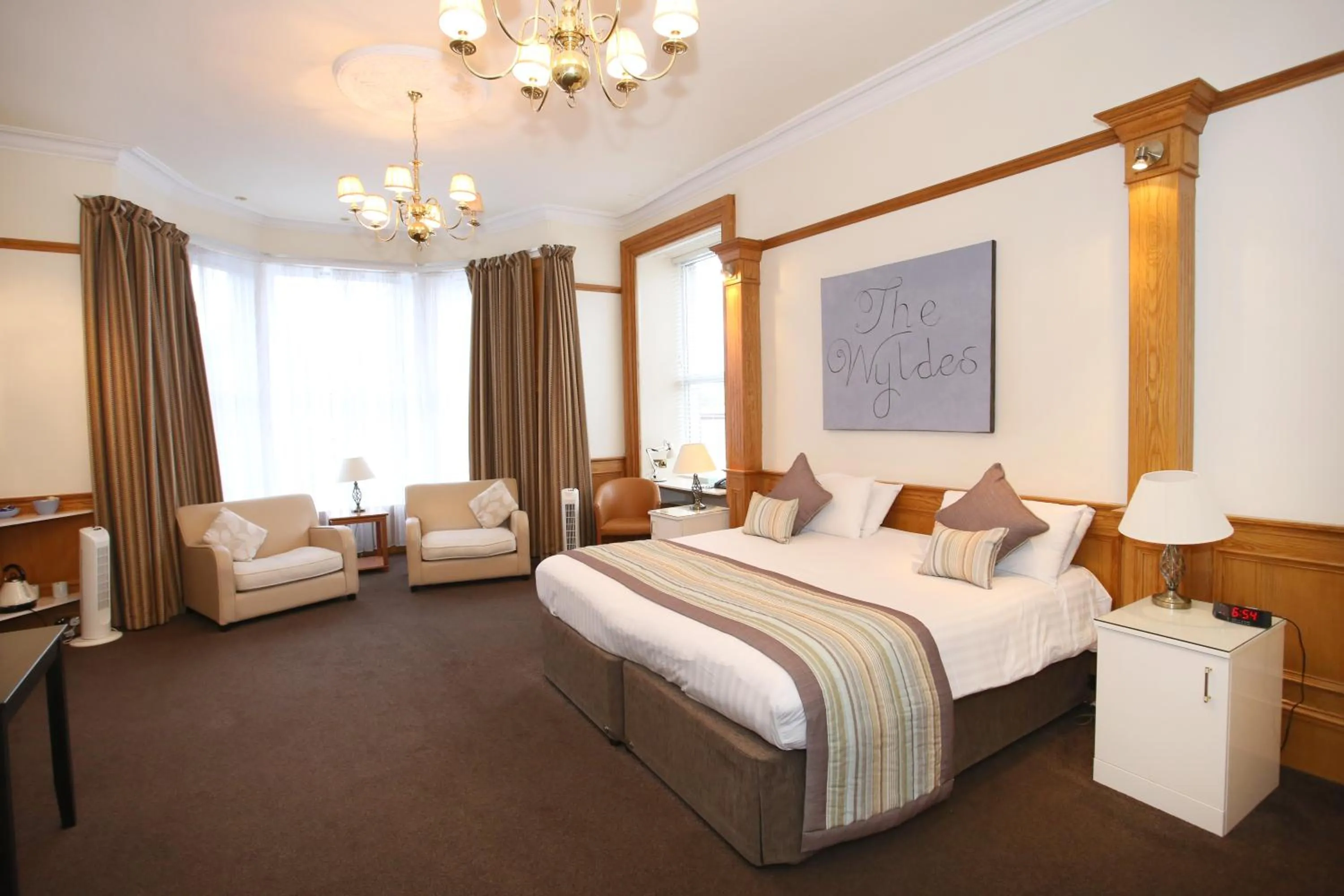 Bed in Woodlands Hotel, BW Signature Collection