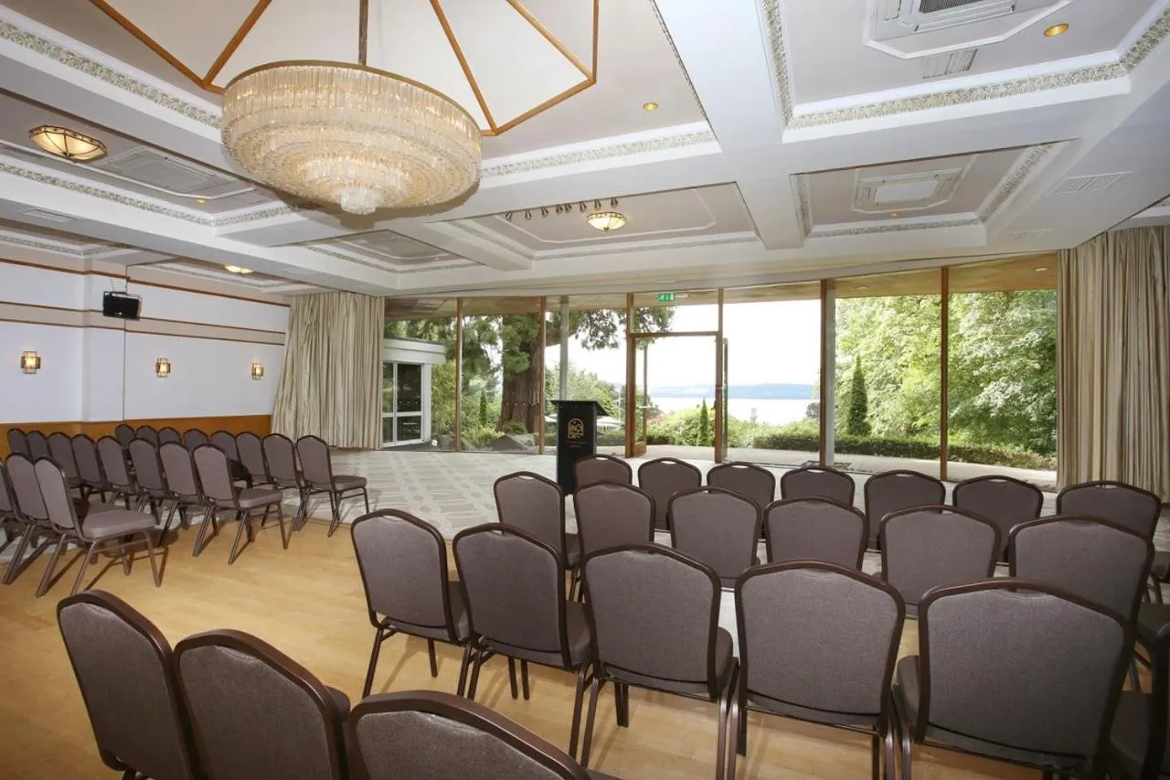 Meeting/conference room in Invercarse Hotel Dundee, BW Signature Collection