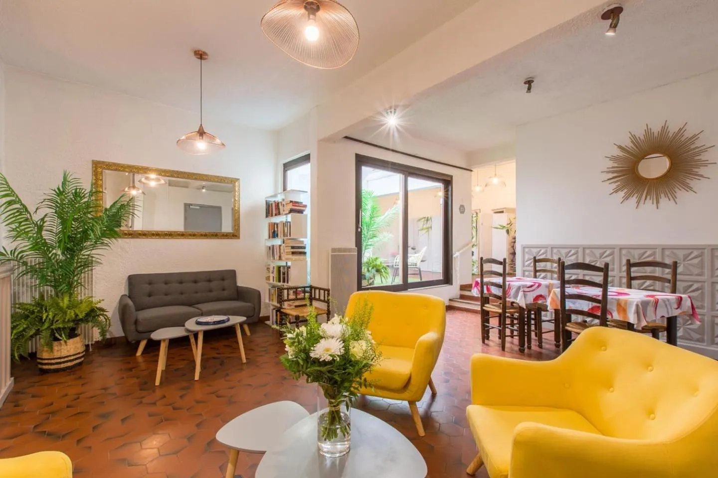 Seating area in Hôtel le Vascon