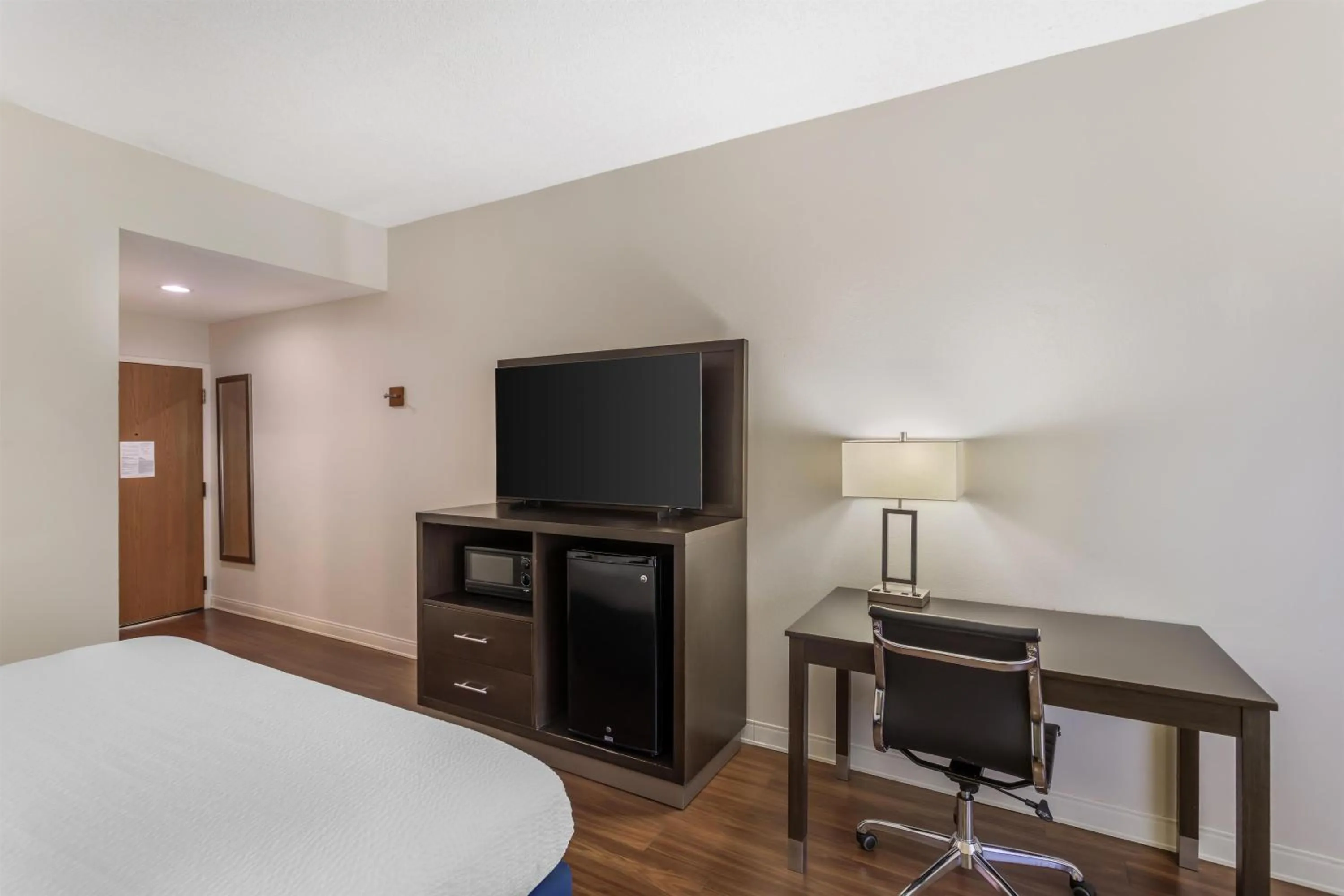 Bedroom, Bed in Best Western Plus Madison