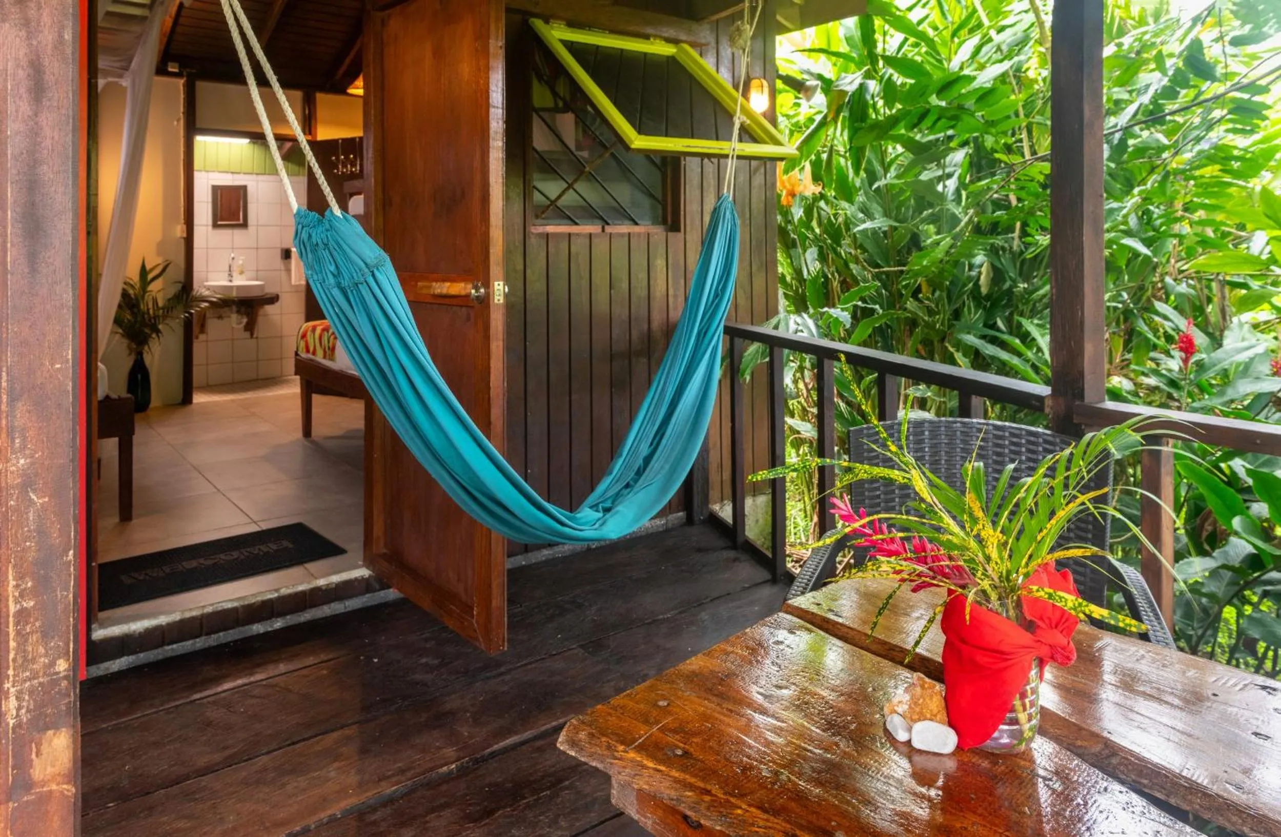 Patio in Hibiscus Valley Inn