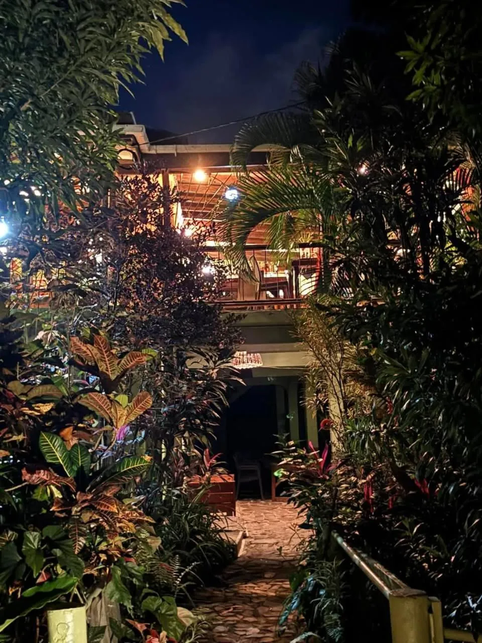 Restaurant/places to eat in Hibiscus Valley Inn