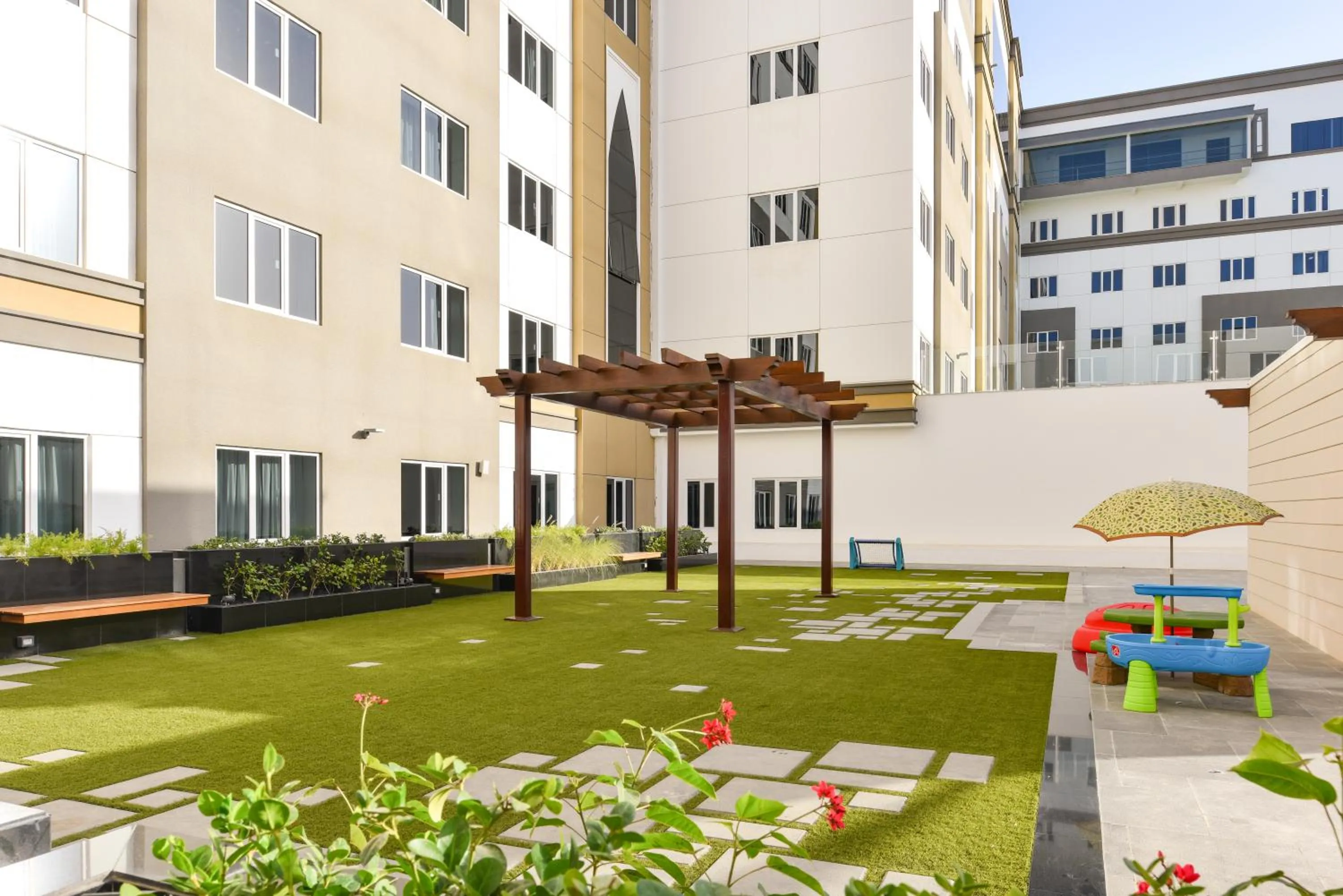 Garden in Fraser Suites Muscat