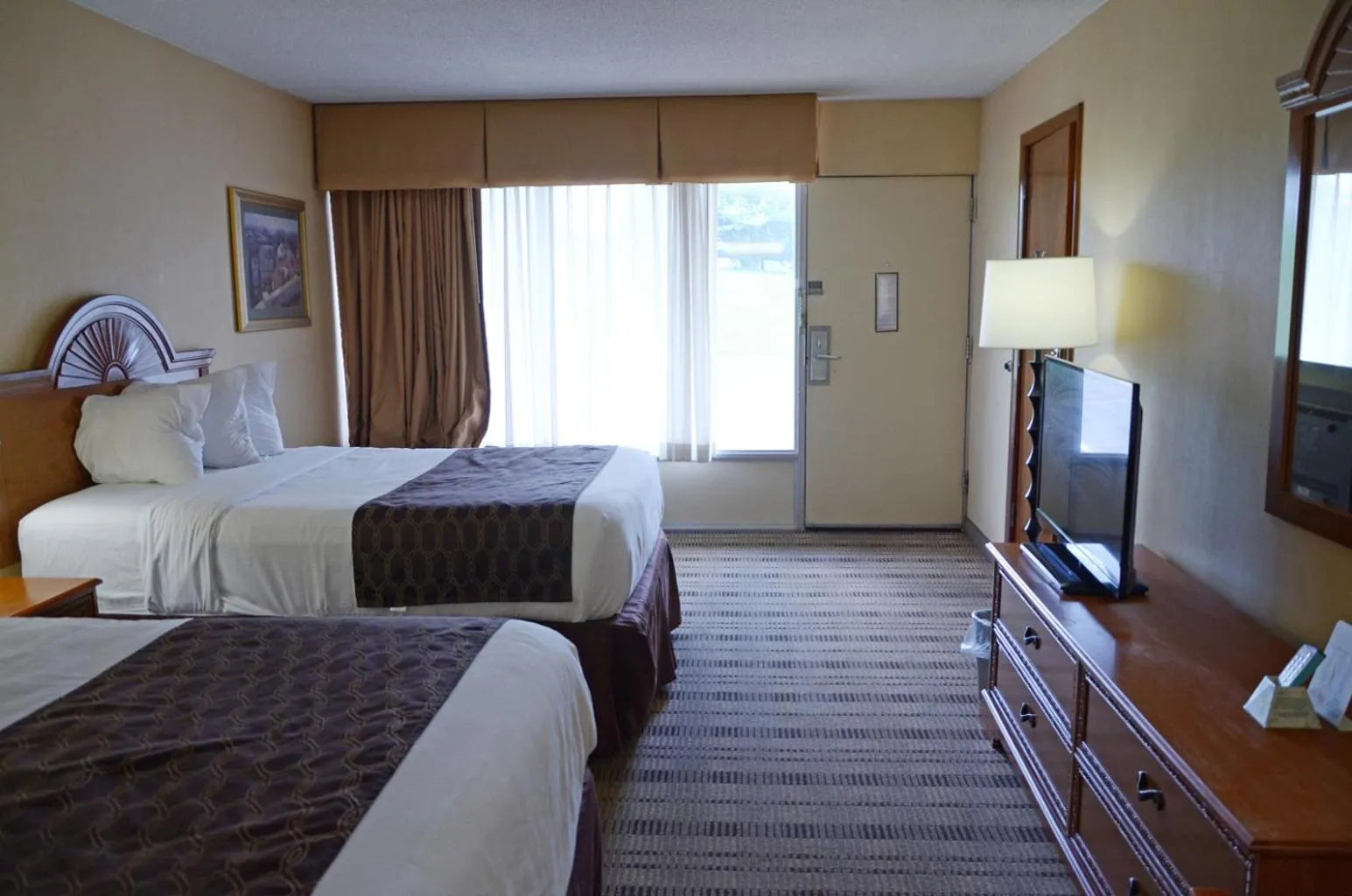 Bed in Baymont by Wyndham Lynchburg