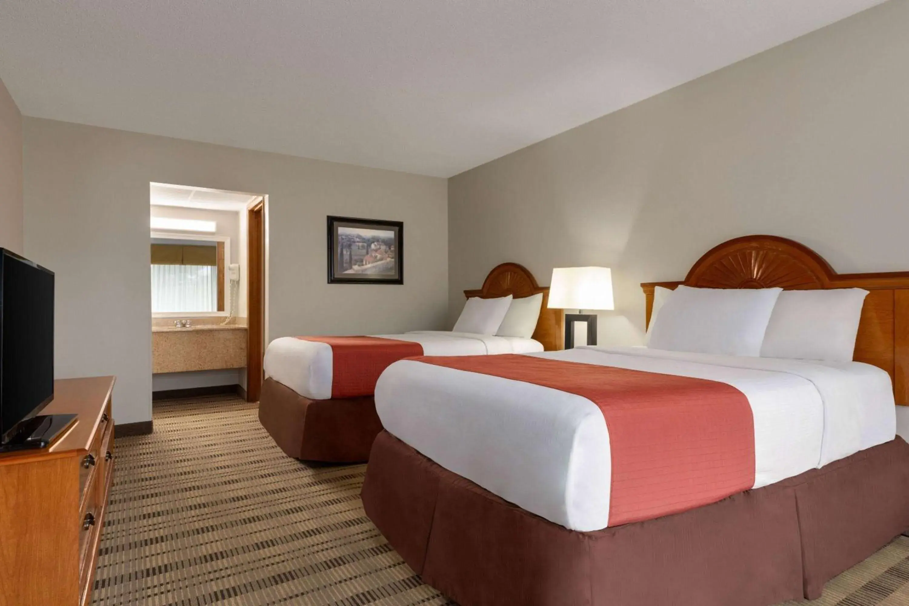 Studio Suite with Two Double Beds - Non-Smoking in Baymont by Wyndham Lynchburg Studio Suite with Two Double Beds - Non-Smoking in Baymont by Wyndham Lynchburg