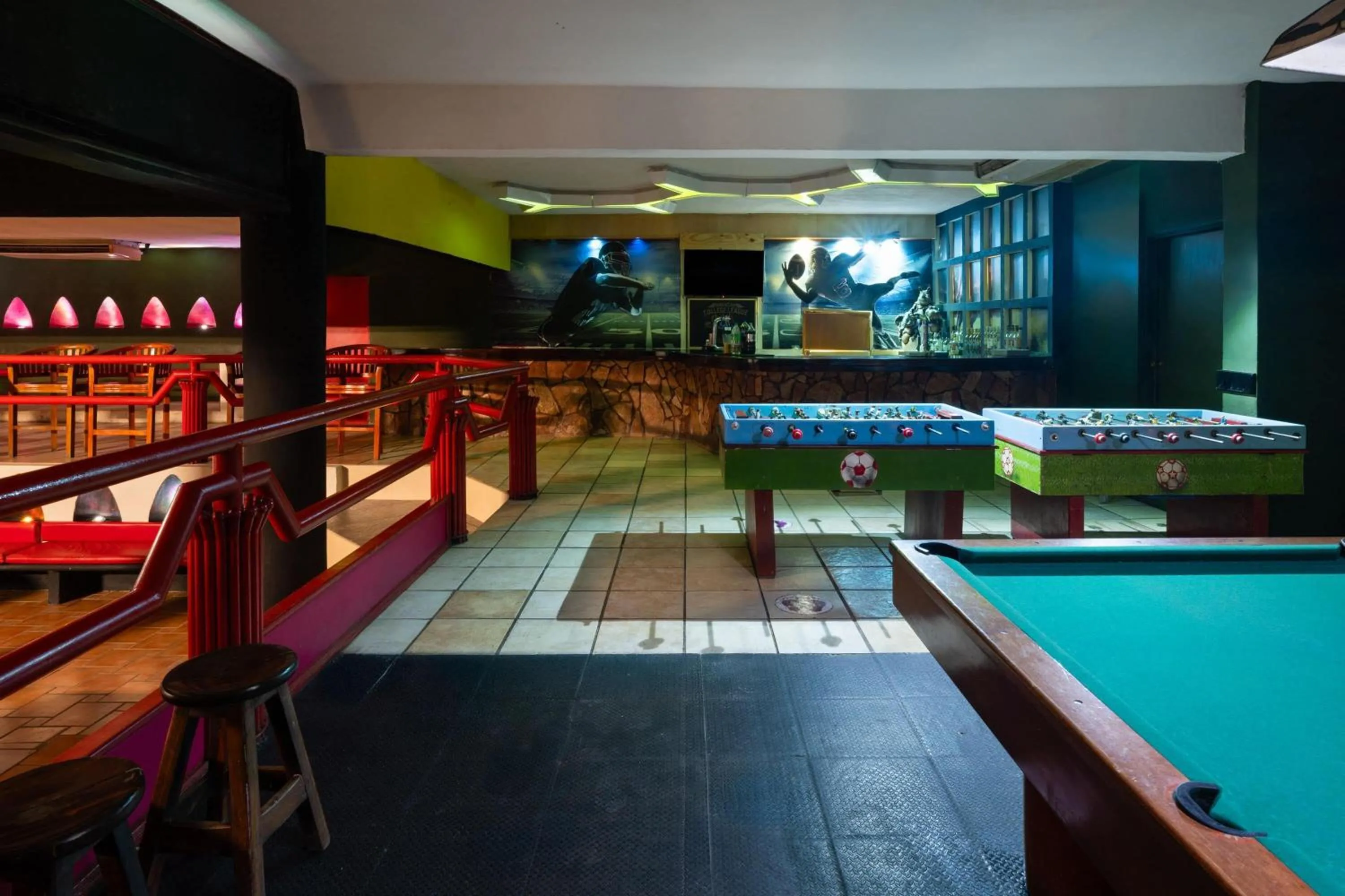 Lounge or bar in Grand Decameron Complex Bucerias, A Trademark All-Inclusive Resort