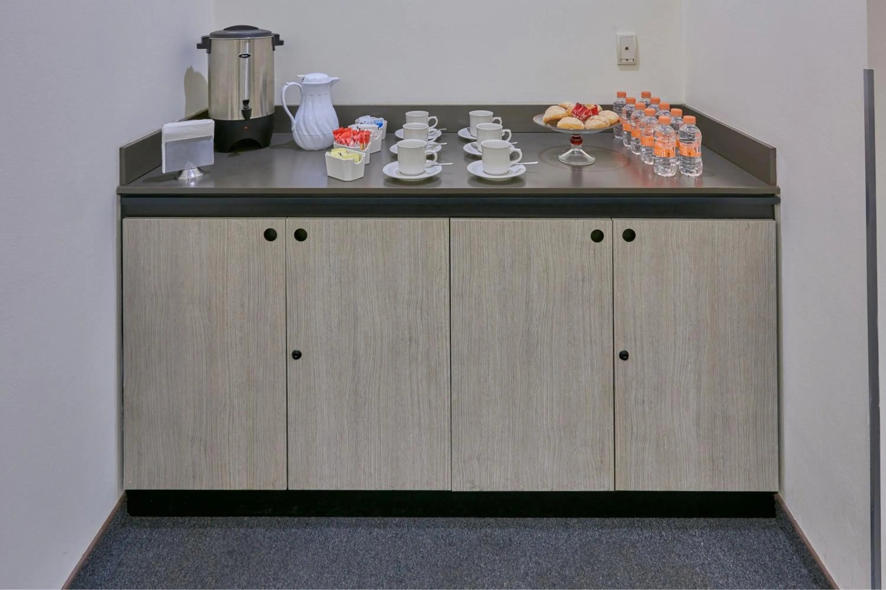 Meeting/conference room in City Express Junior by Marriott Mexicali