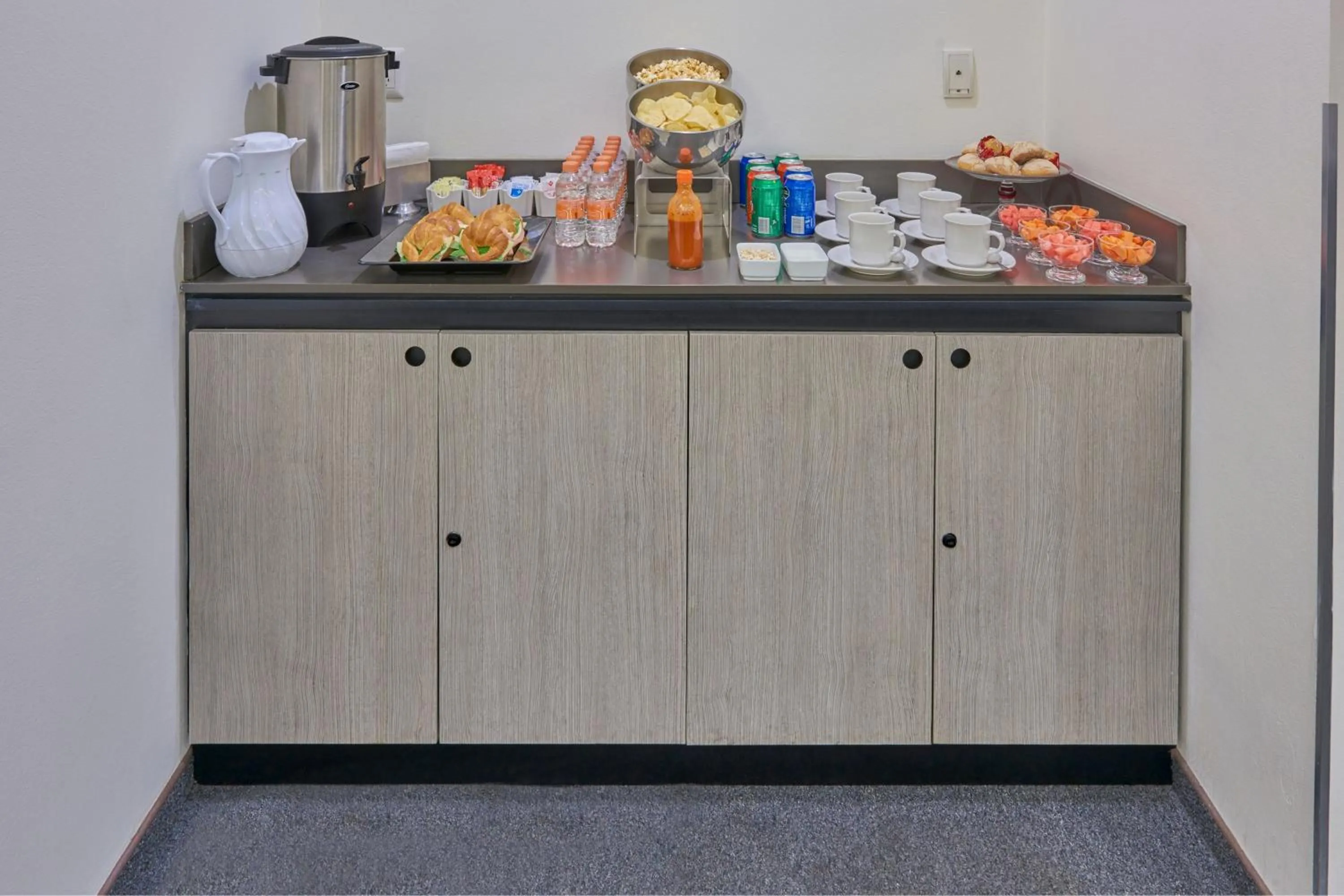 Meeting/conference room in City Express Junior by Marriott Mexicali