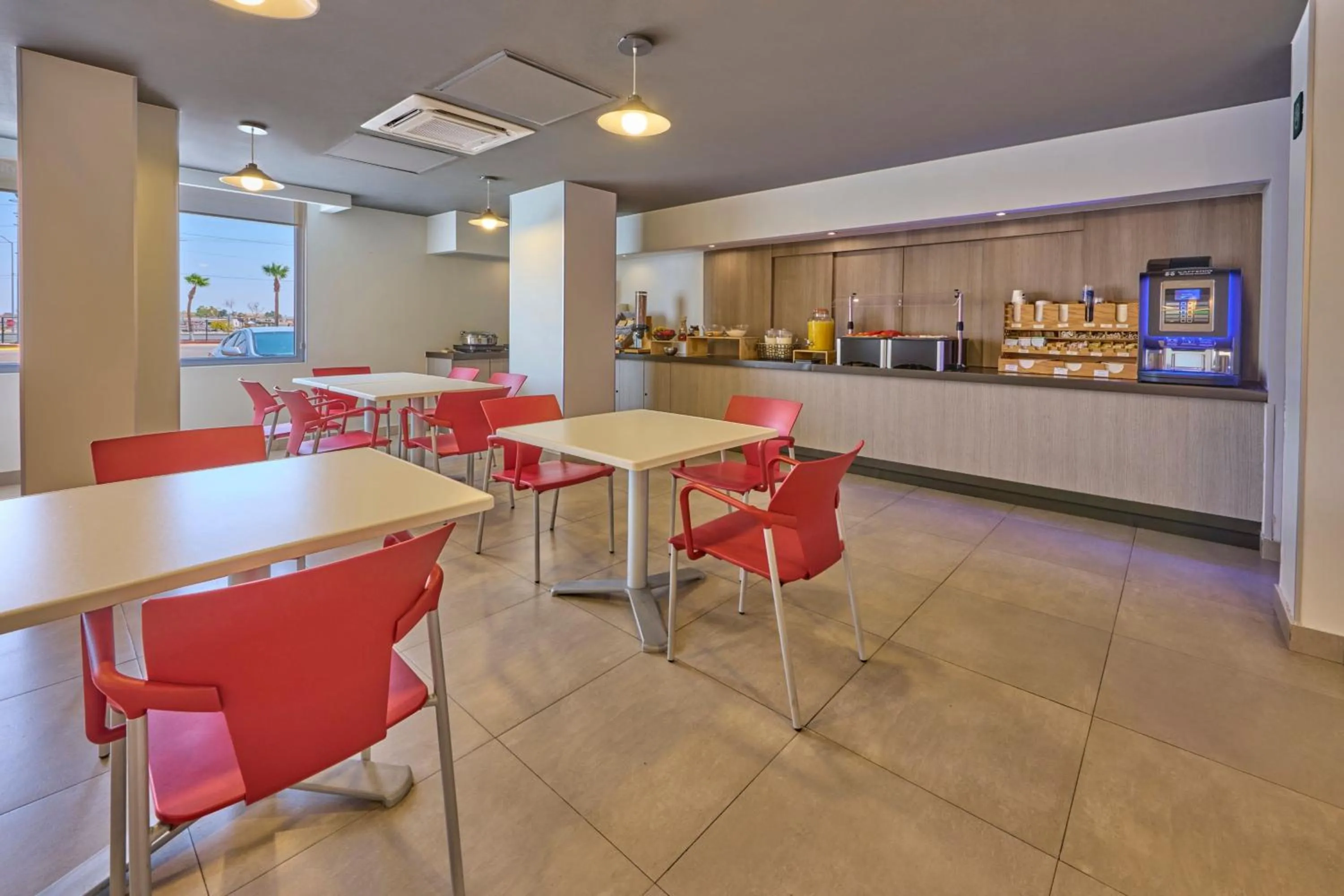 Breakfast in City Express Junior by Marriott Mexicali