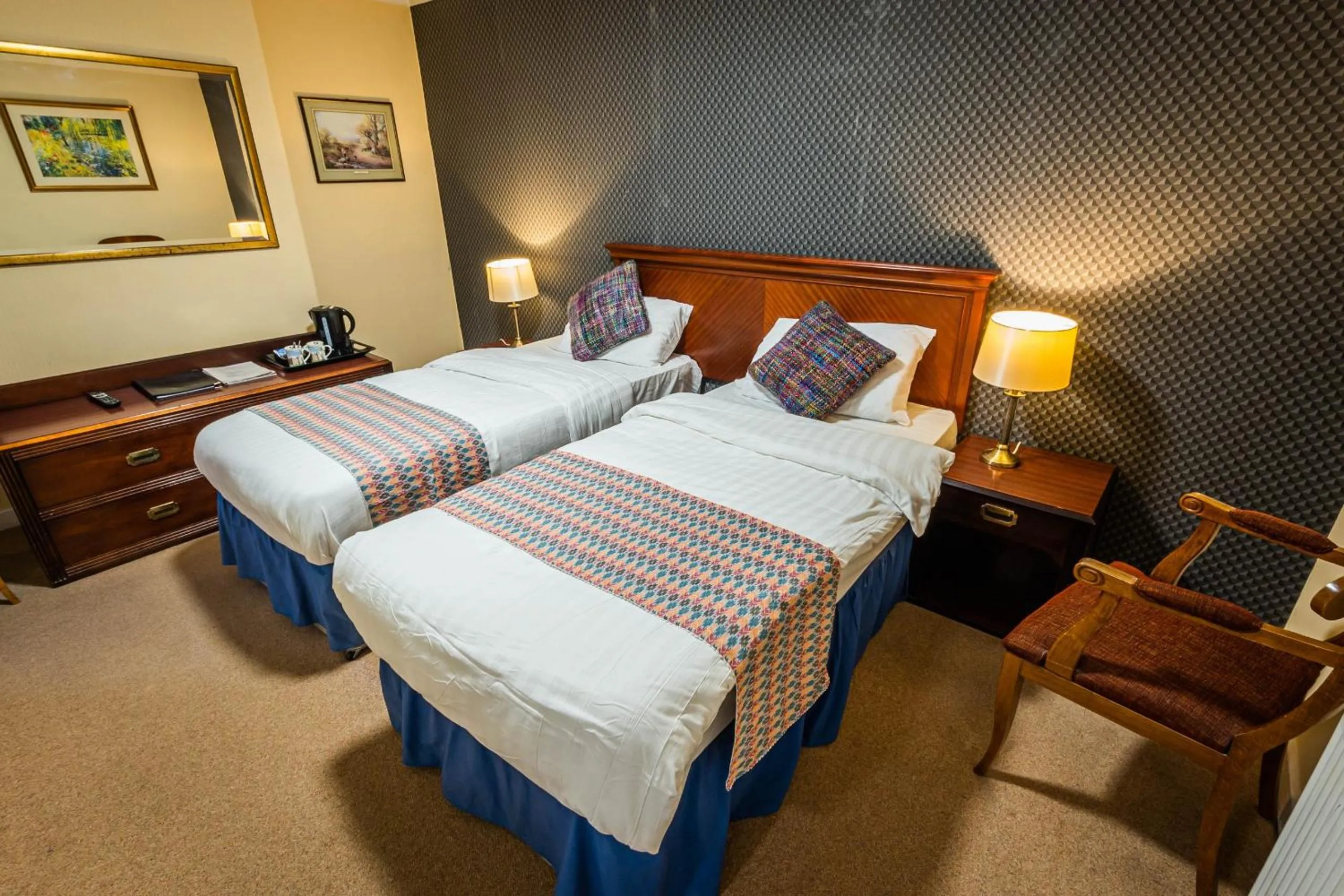 Bedroom, Bed in Grampian Hotel