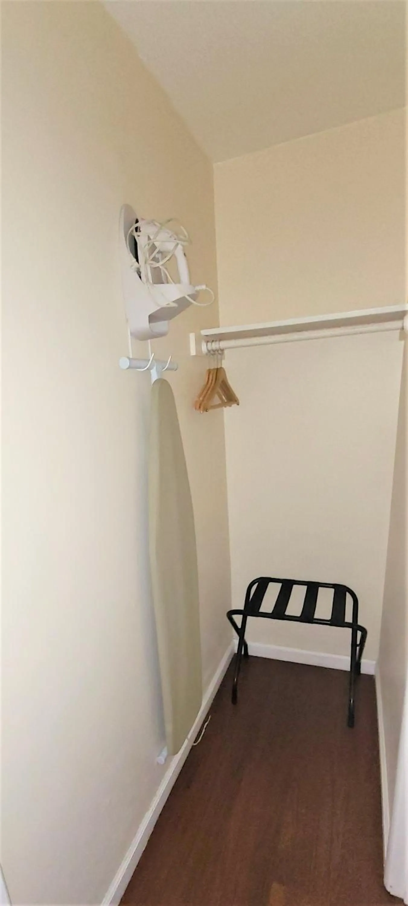 furniture in Blue Coast Inn & Suites