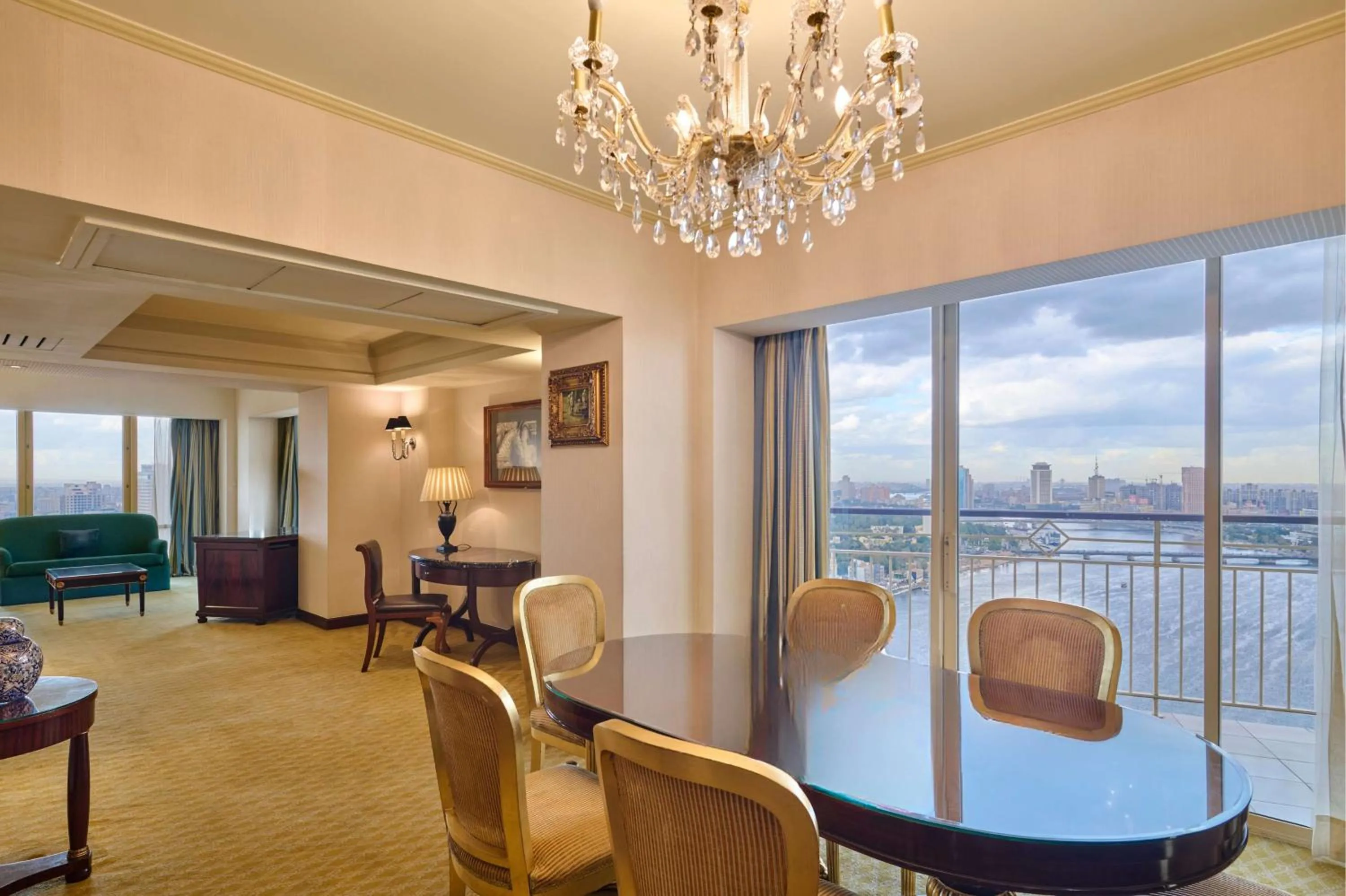 Living room in Hilton Cairo Grand Nile