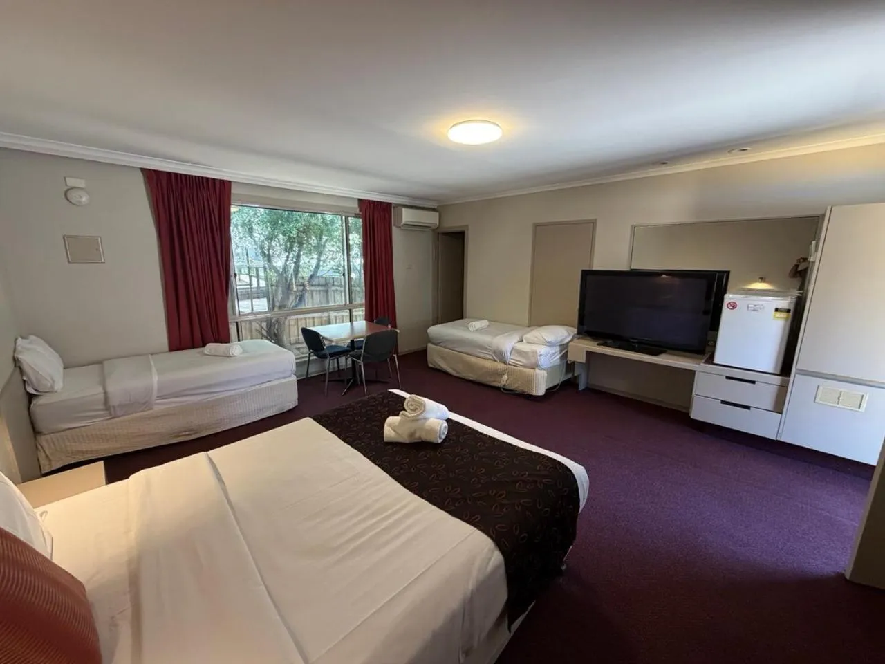 Bed in Ringwood Lake Inn