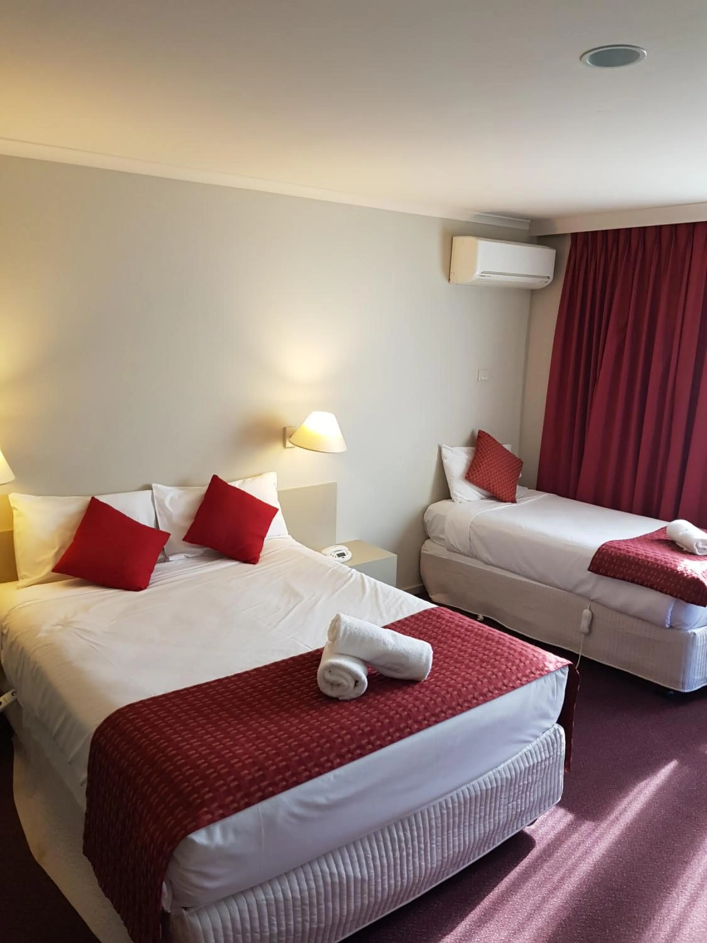 Bed in Ringwood Lake Inn