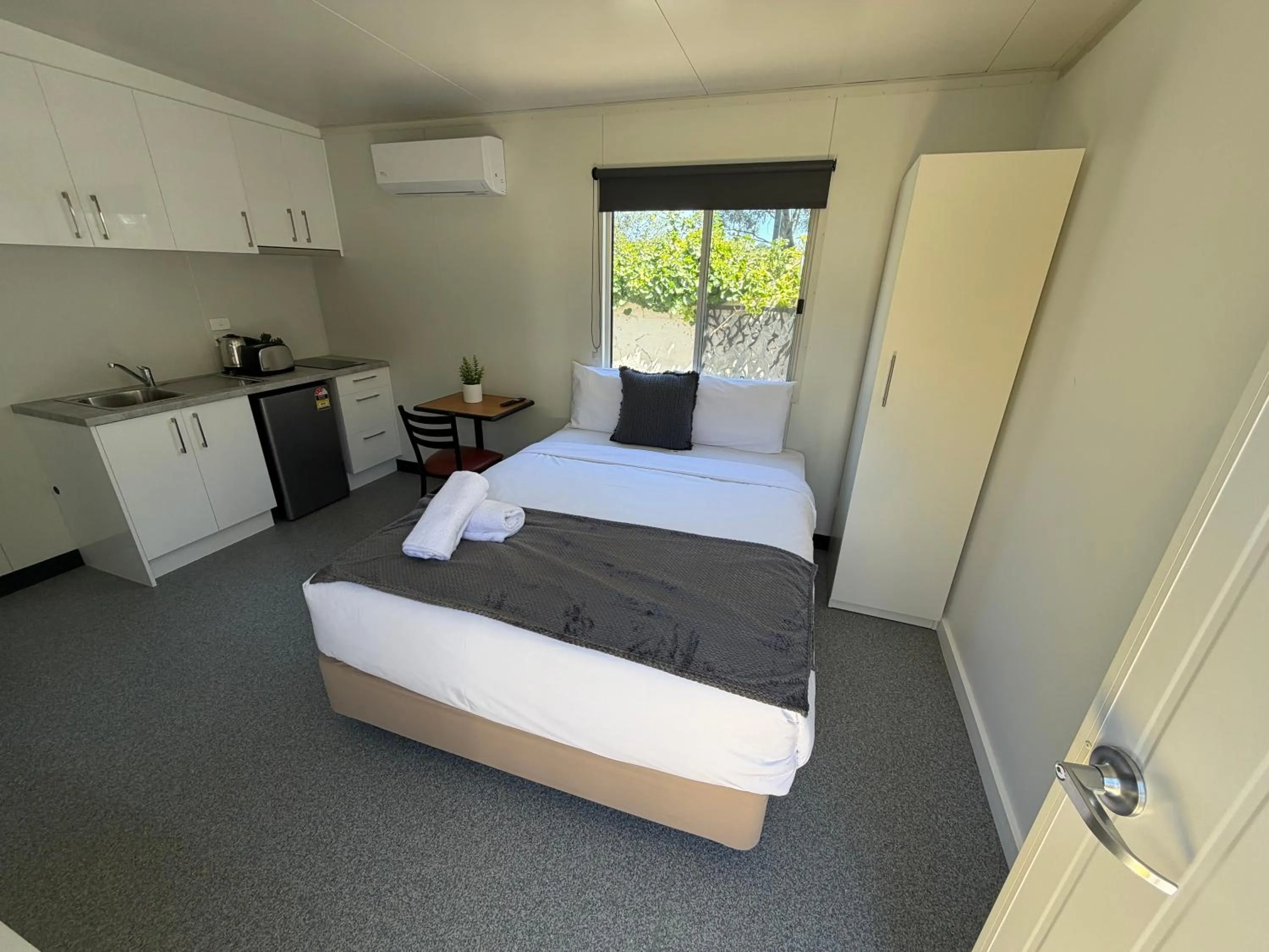 Bed in Ringwood Lake Inn