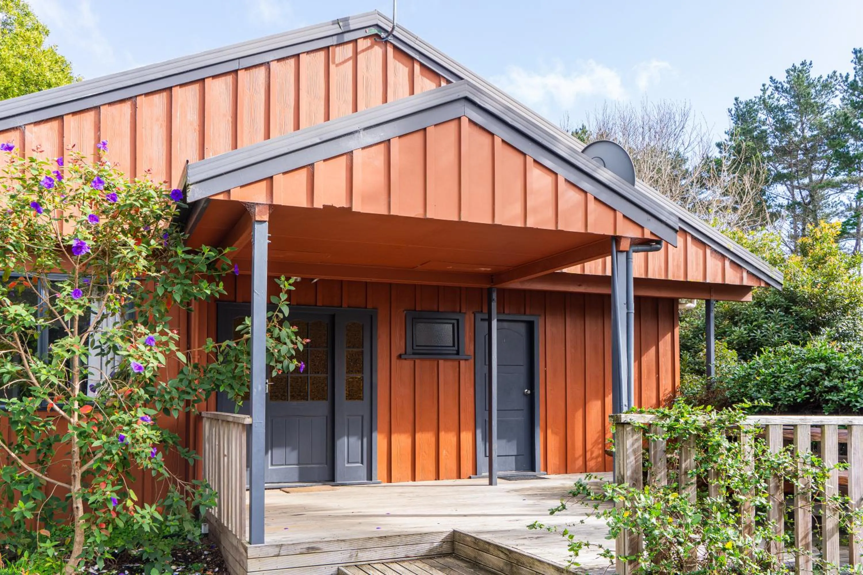 Property building in Ahipara TOP 10 Holiday Park