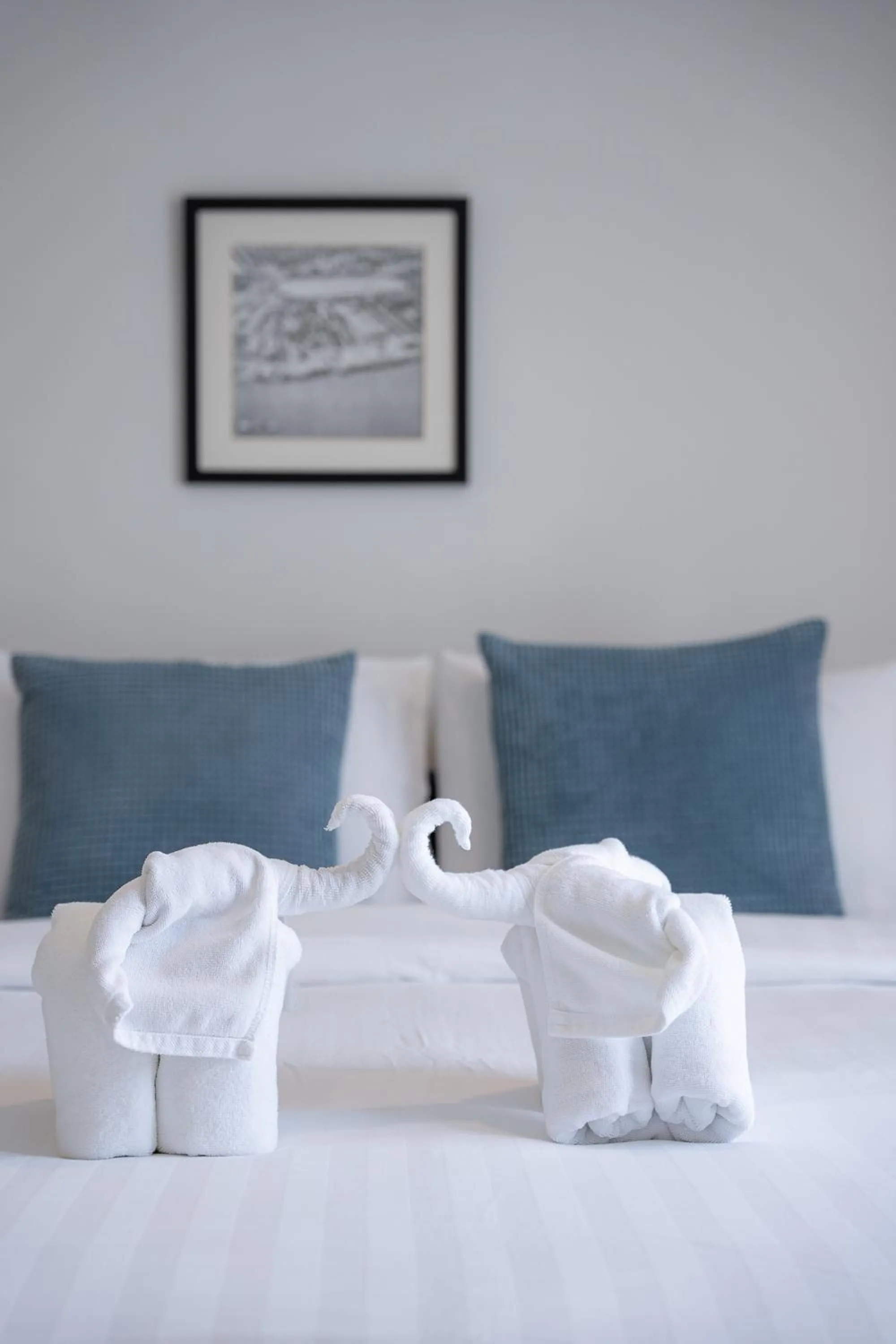 Photo of the whole room, Bed in Ratchadamnoen Residence