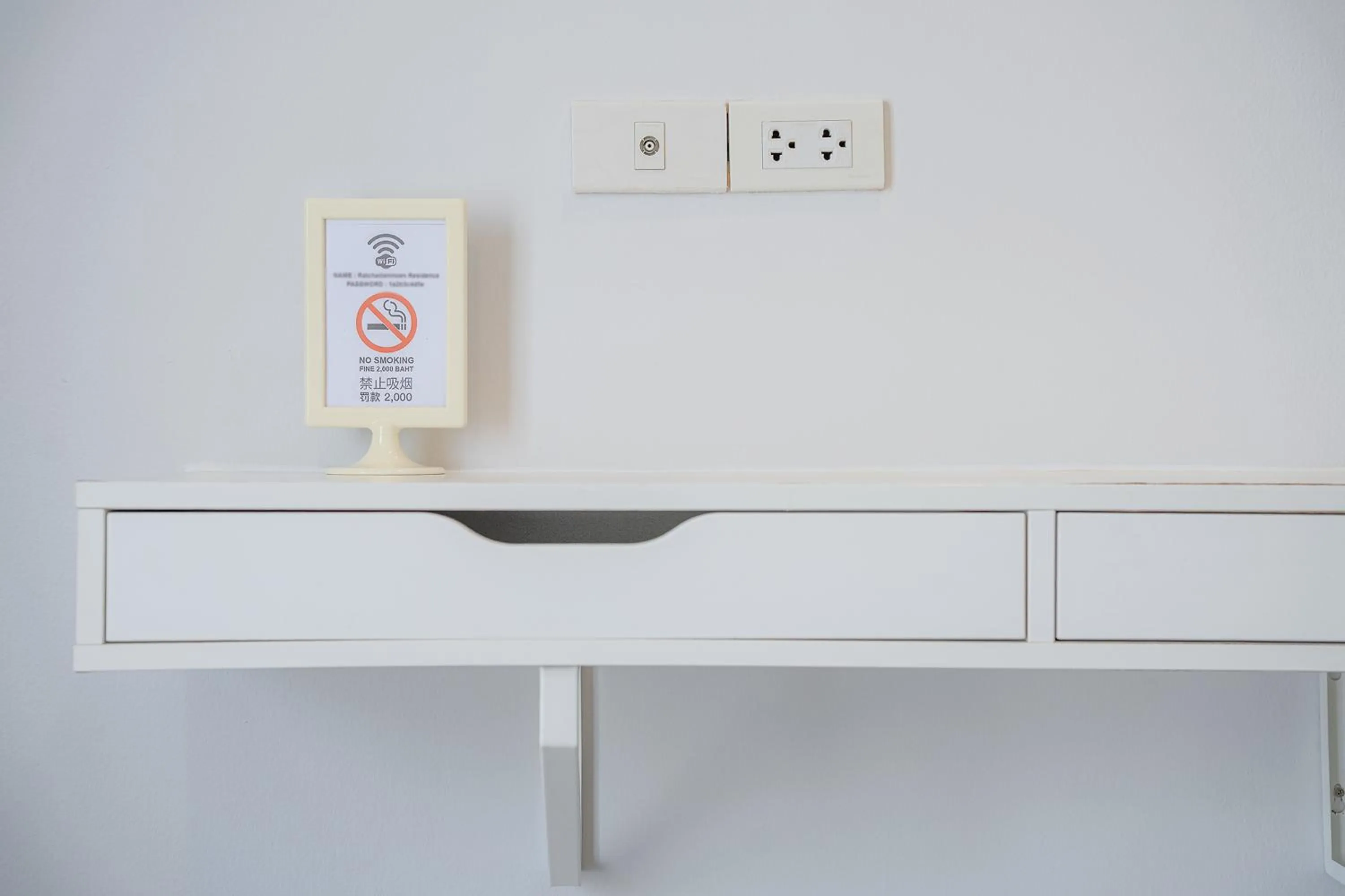 Bedroom in Ratchadamnoen Residence