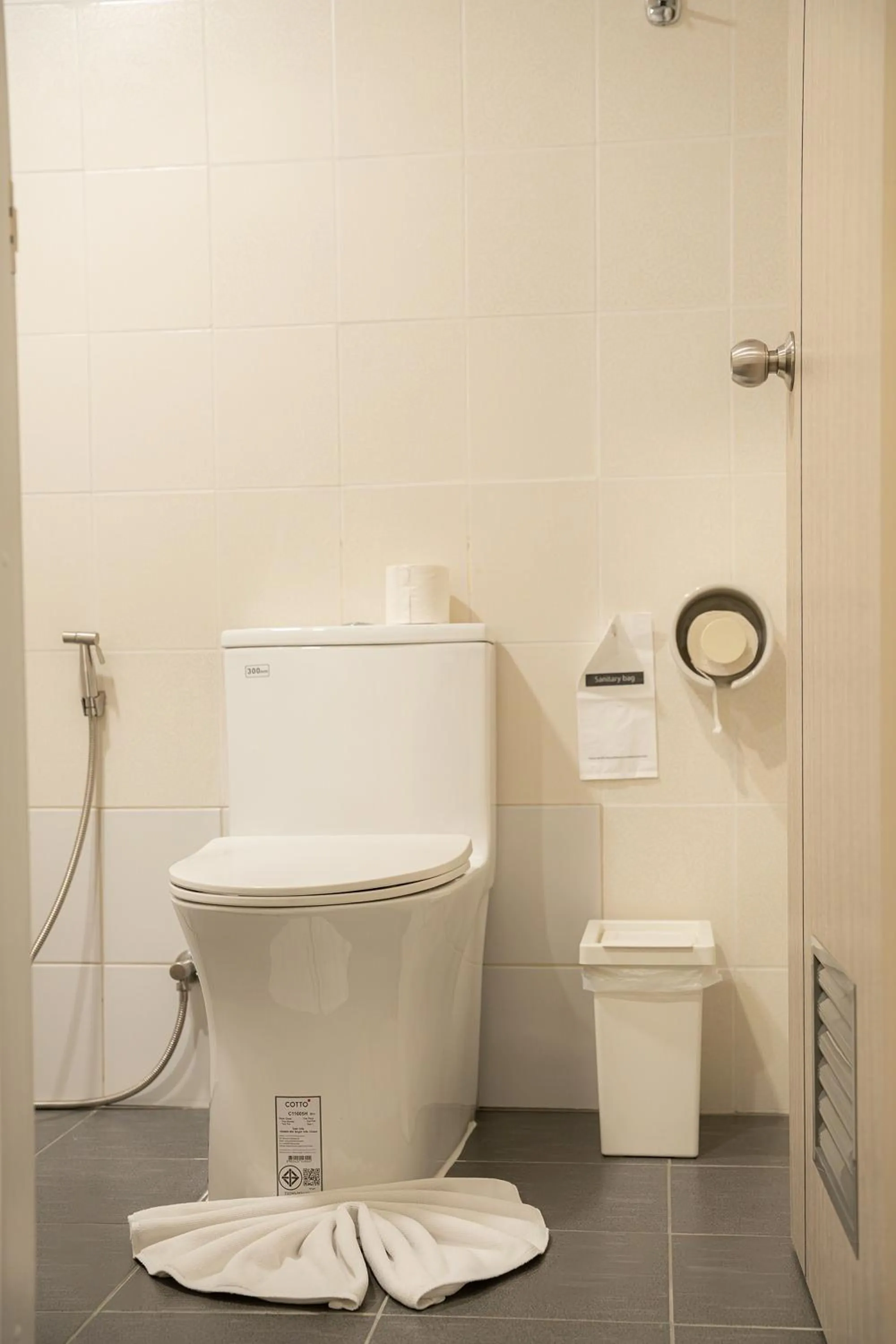 Bathroom in Ratchadamnoen Residence