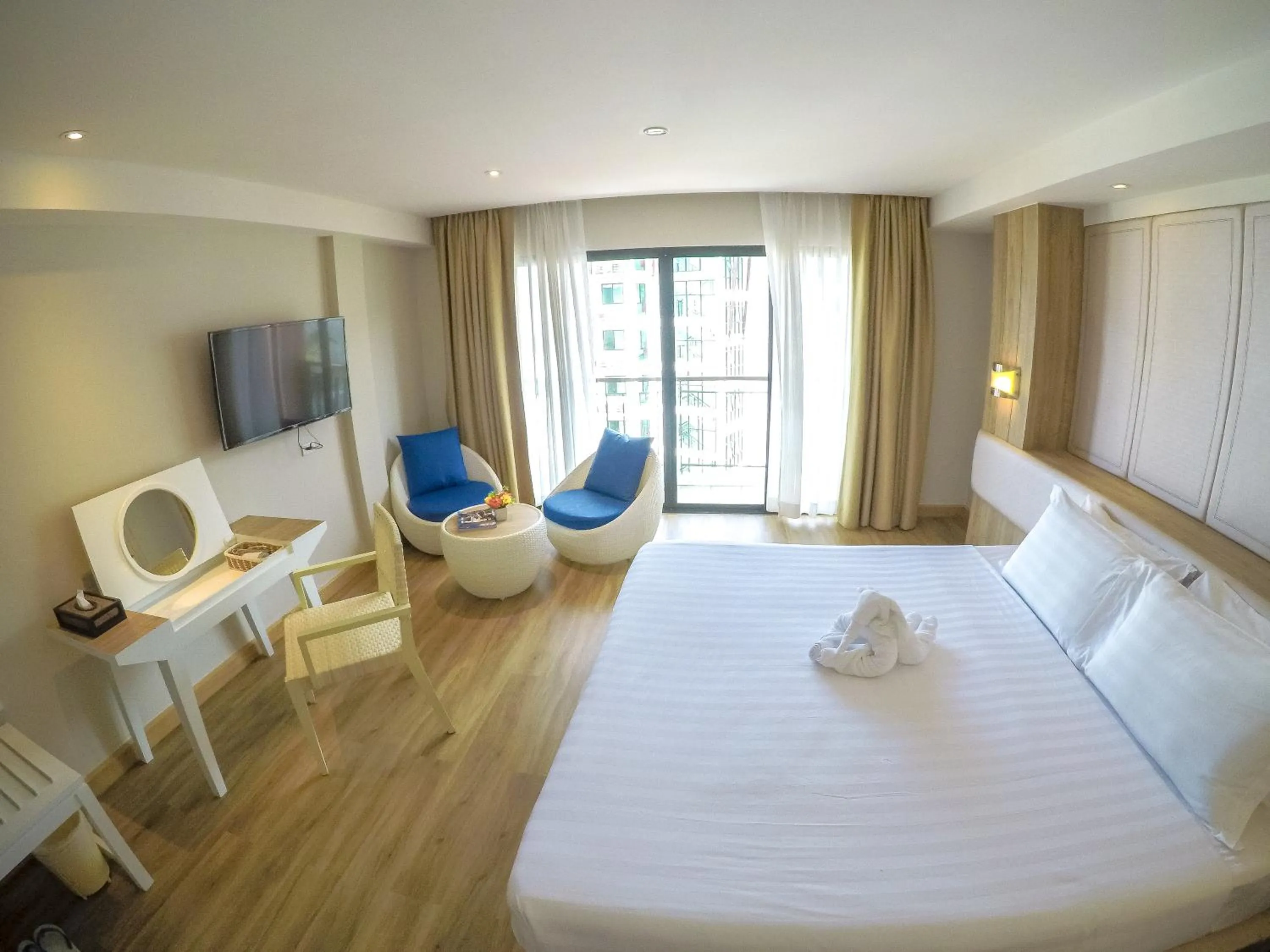 Bed in Hiran Residence