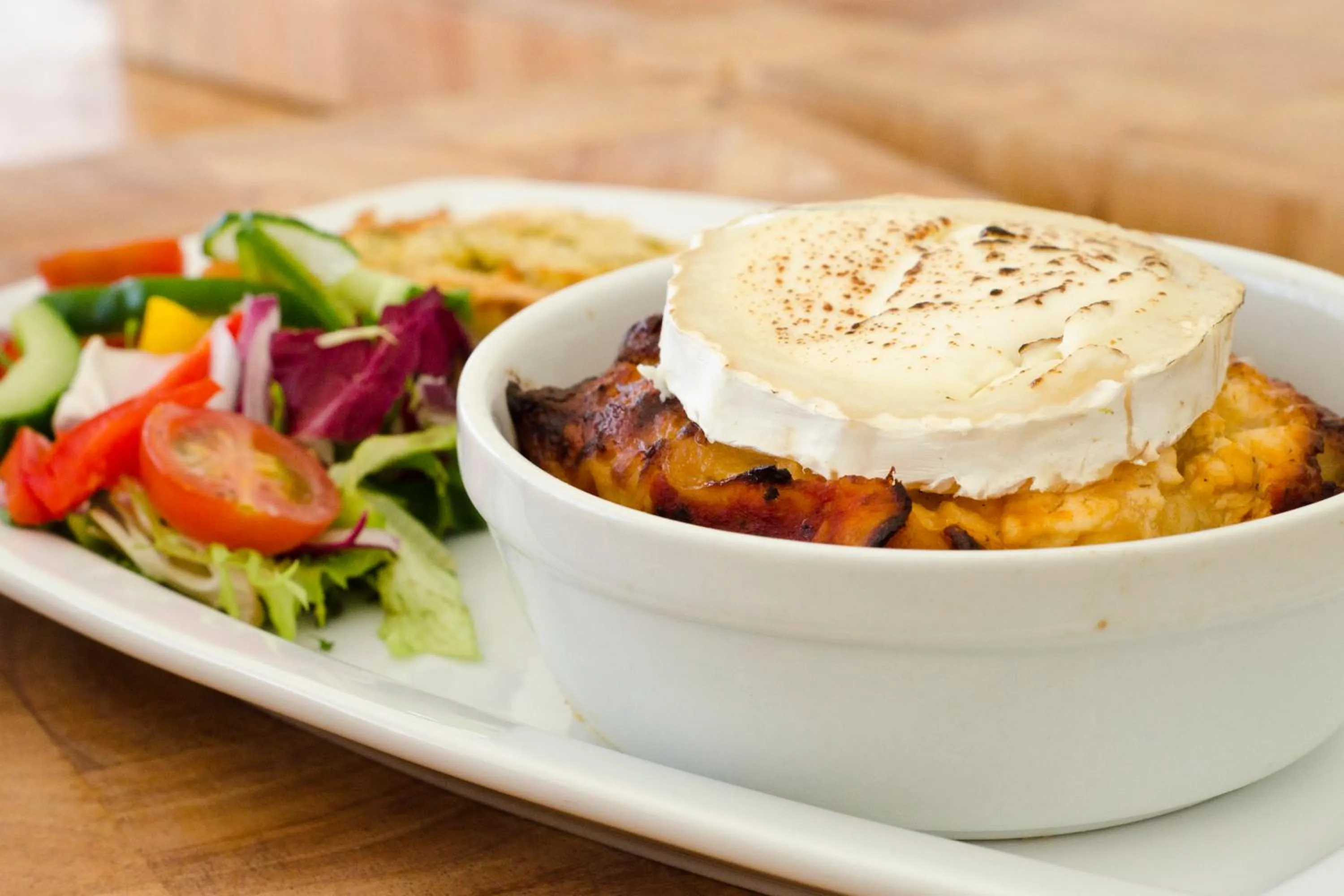 Lunch in Norfolk Arms Hotel, Ringinglow