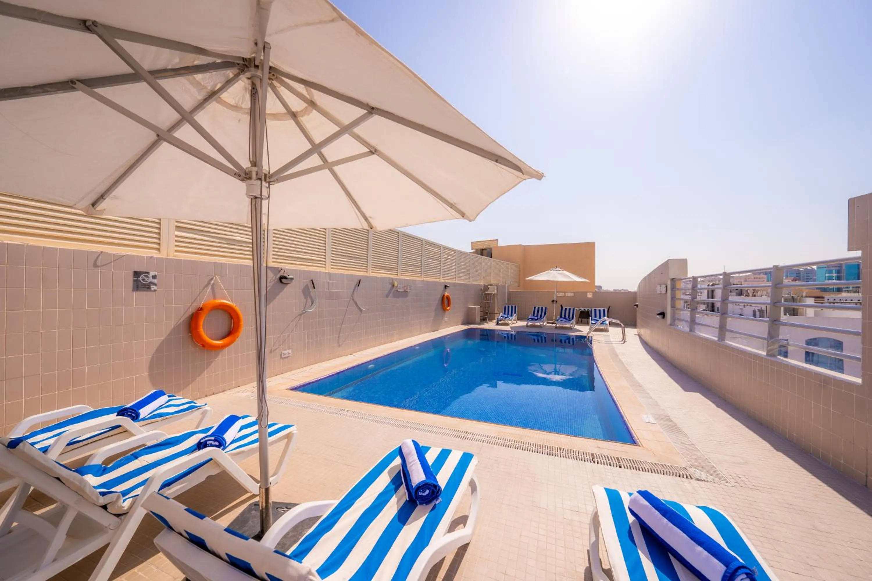 Swimming pool in Landmark Grand Hotel