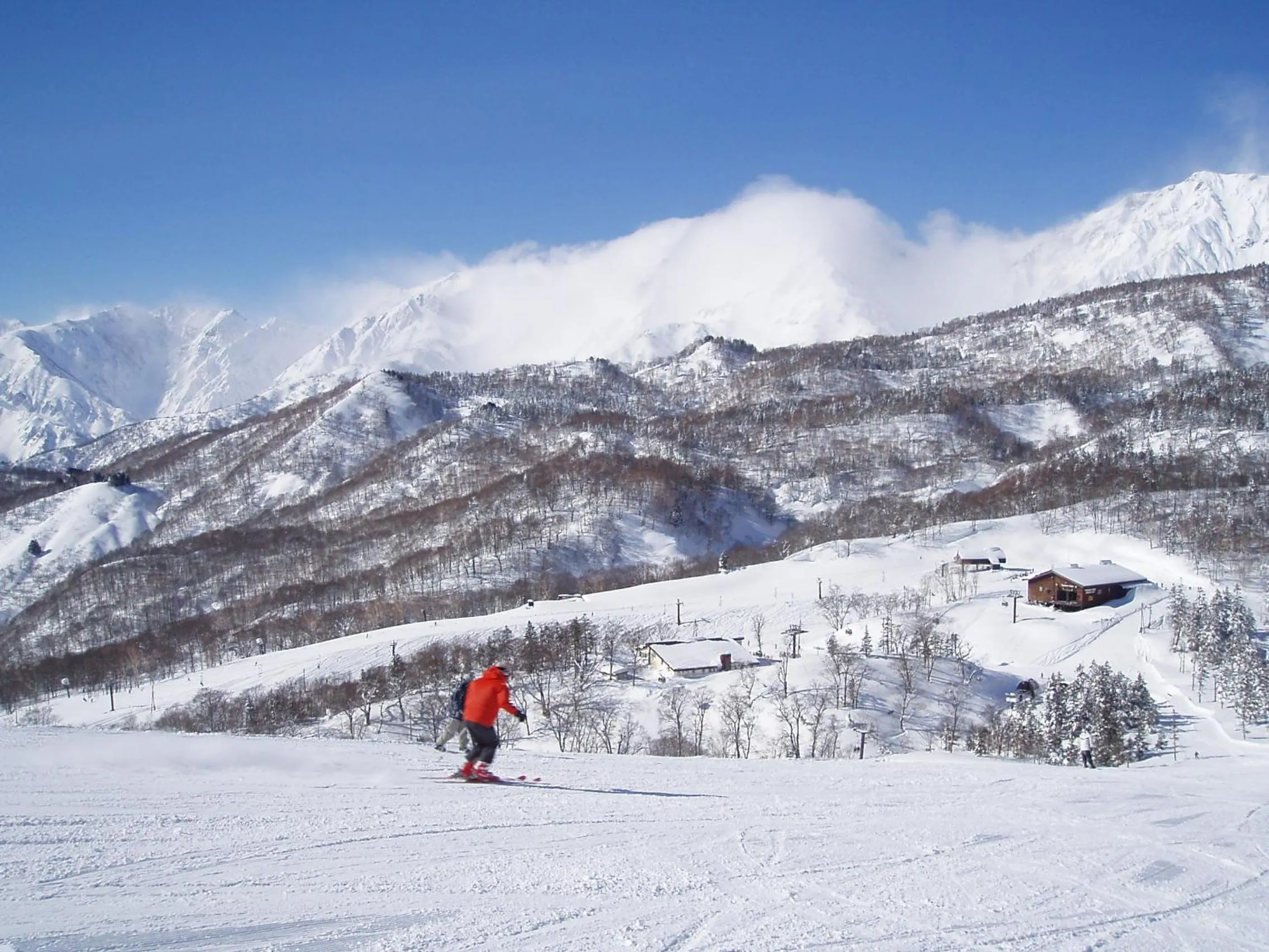 Skiing in Hotel Cerulean Alpine