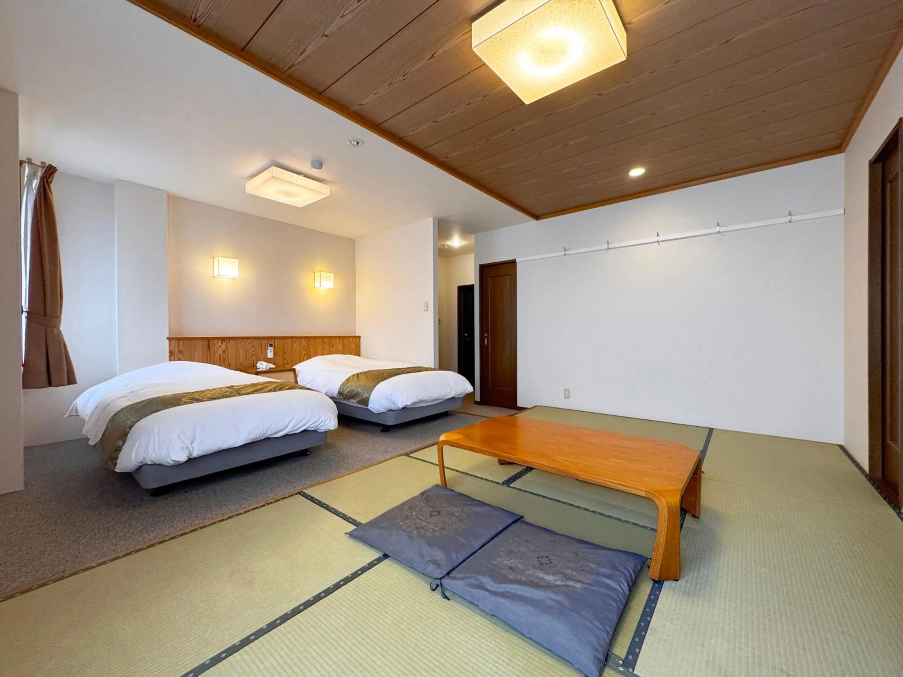 Area and facilities, Bed in Hotel Cerulean Alpine