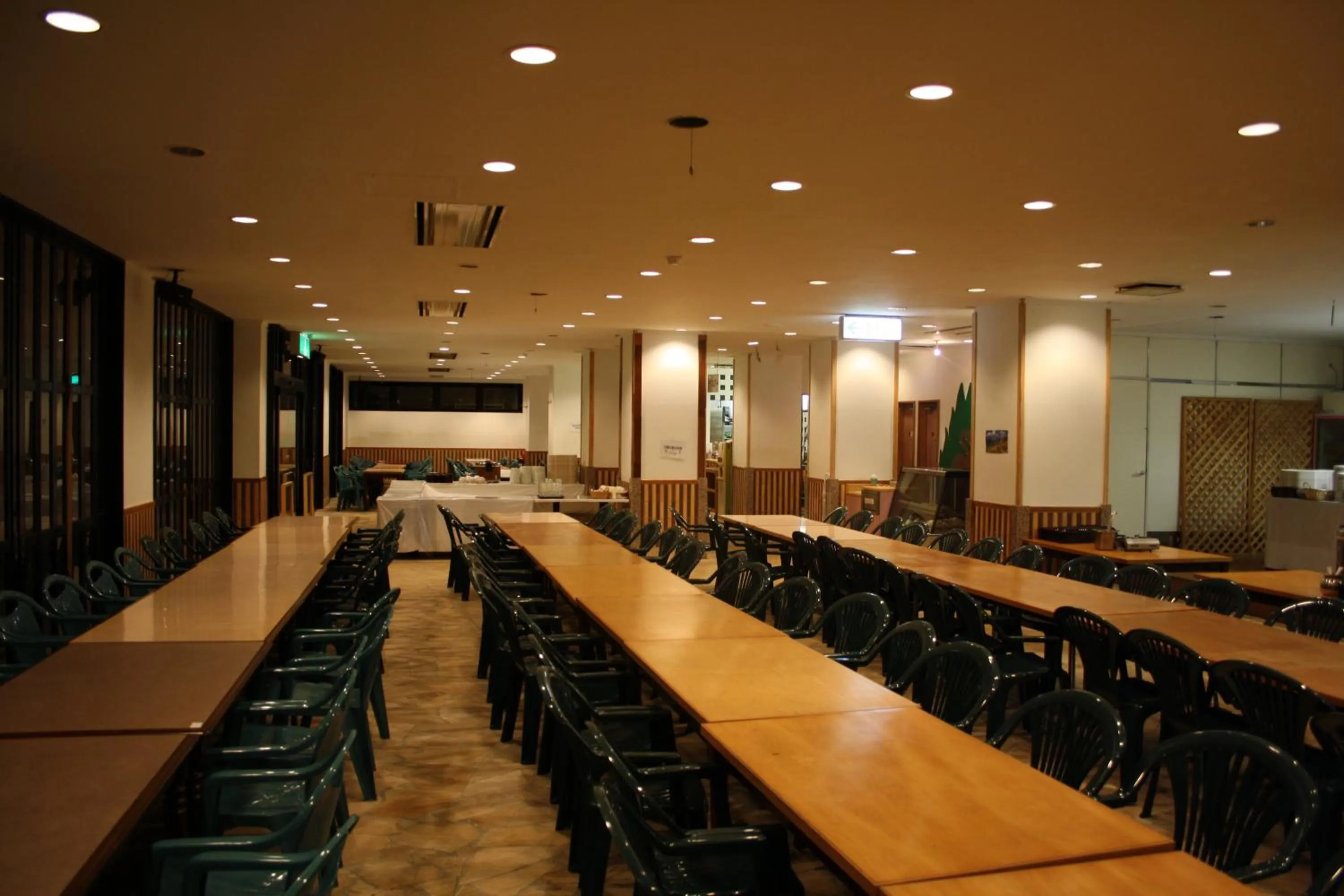 Restaurant/places to eat in ホテルにれの樹