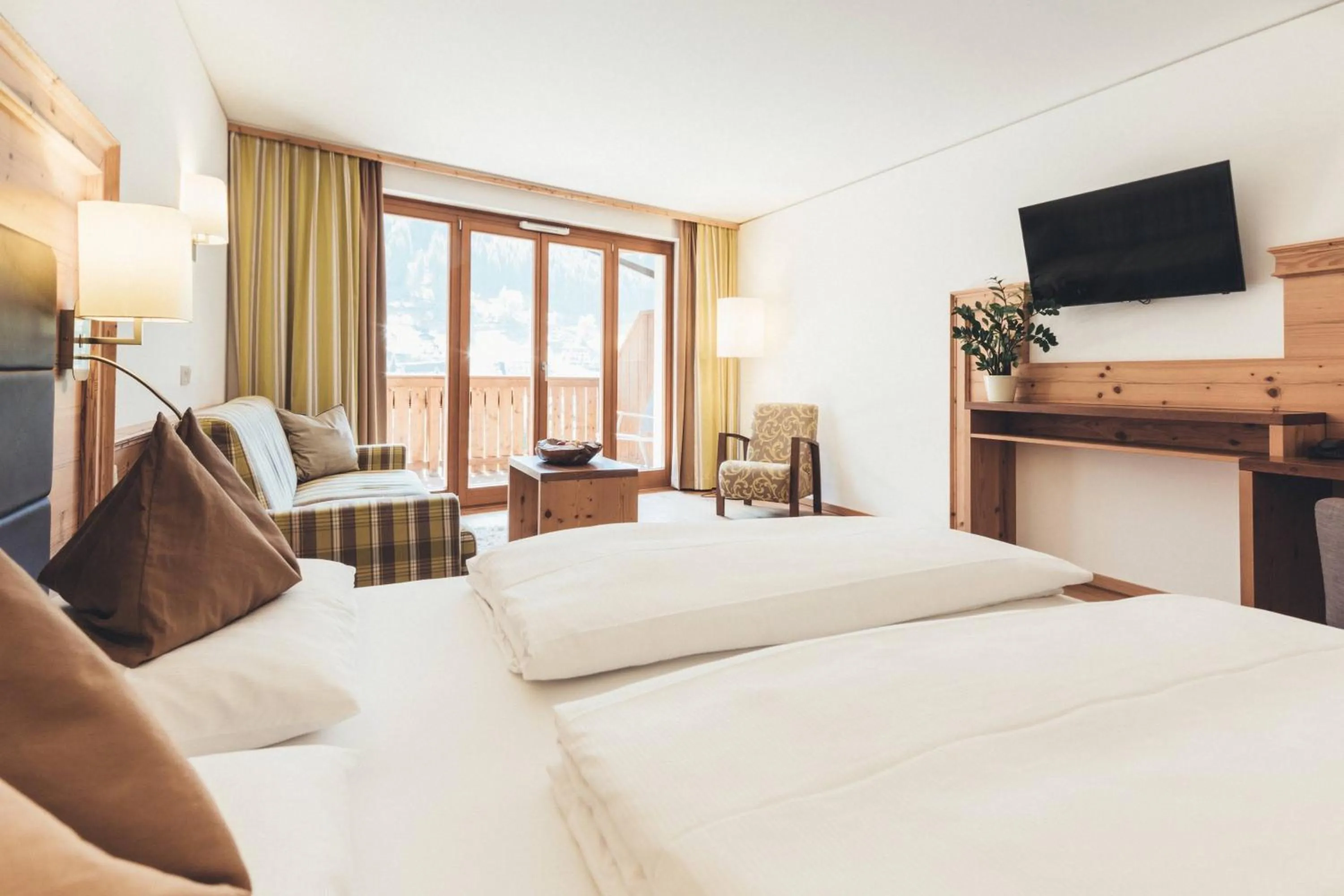 Bedroom, Bed in Hotel Nesslerhof