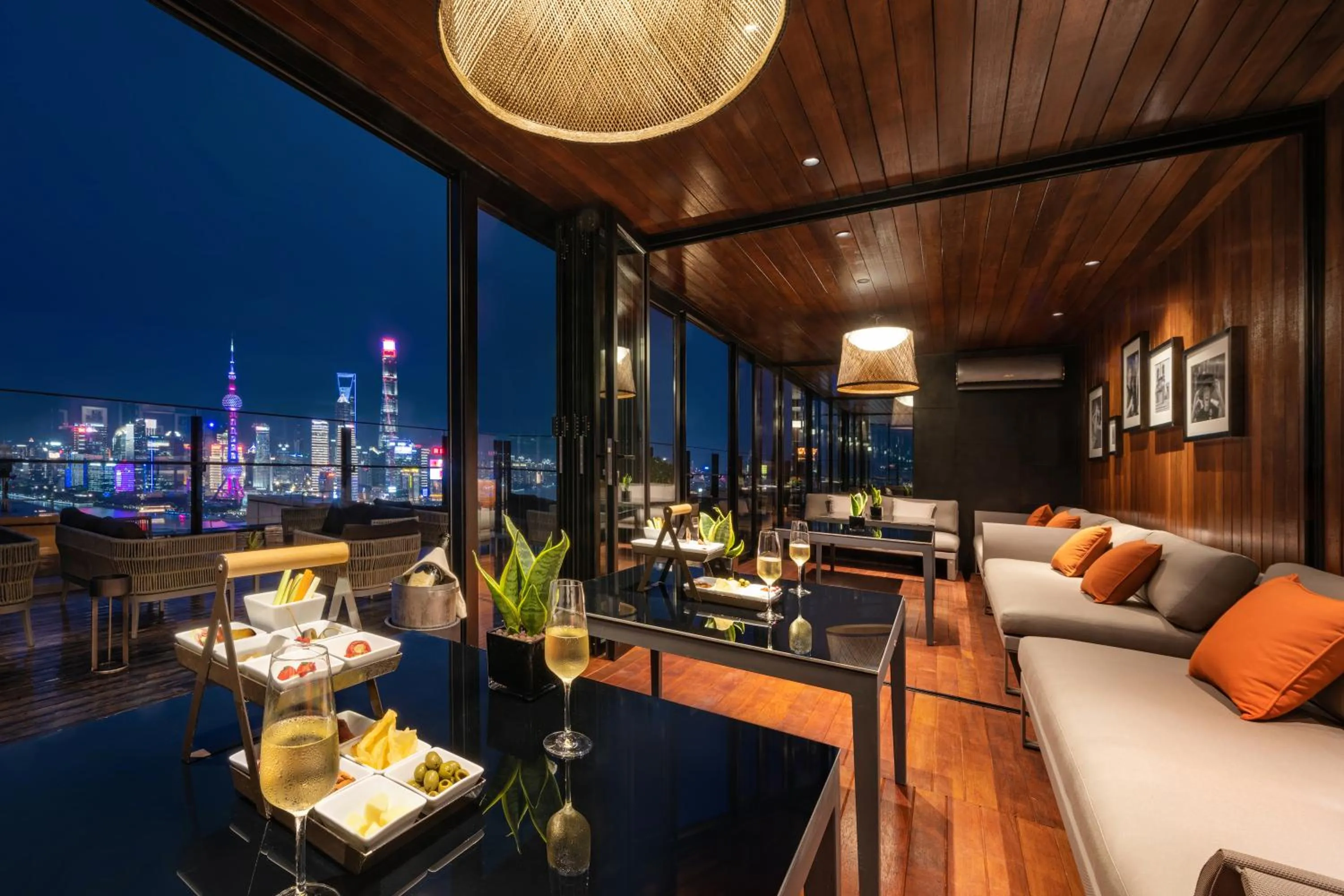 Lounge or bar in Bulgari Hotel Shanghai
