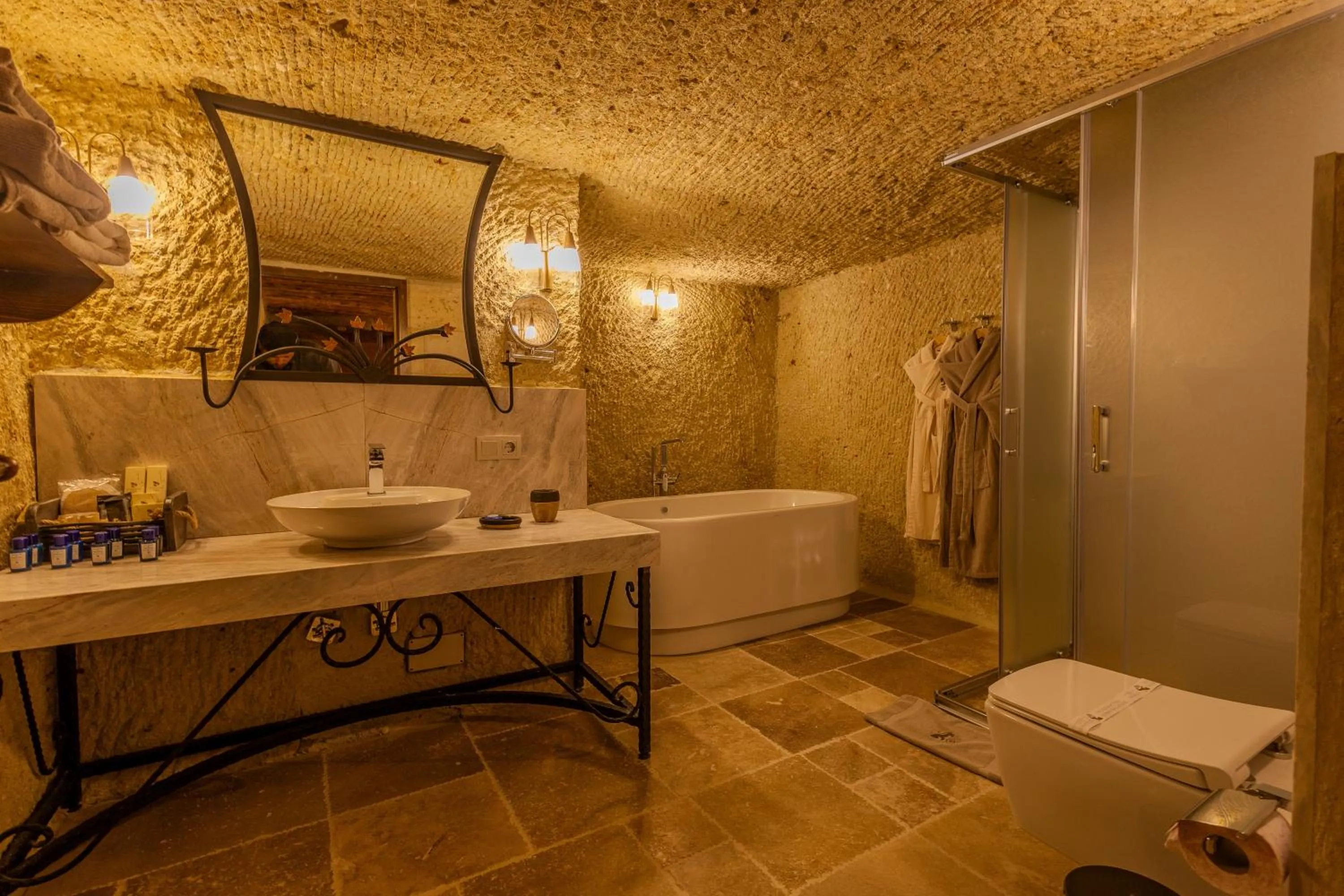 Bathroom in Seraphim Cave Suites & SPA