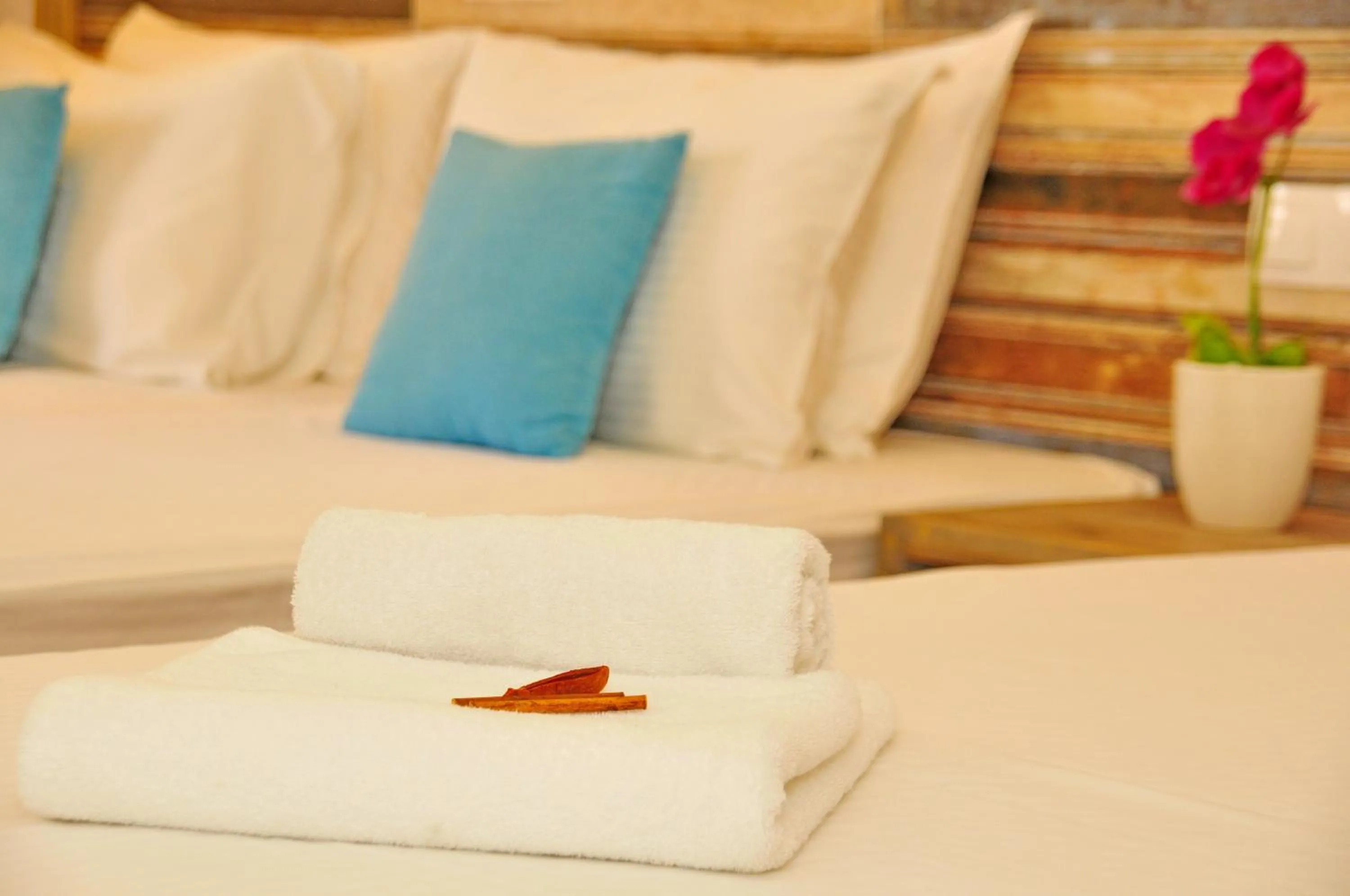 Decorative detail, Bed in Cleopatra Apartments