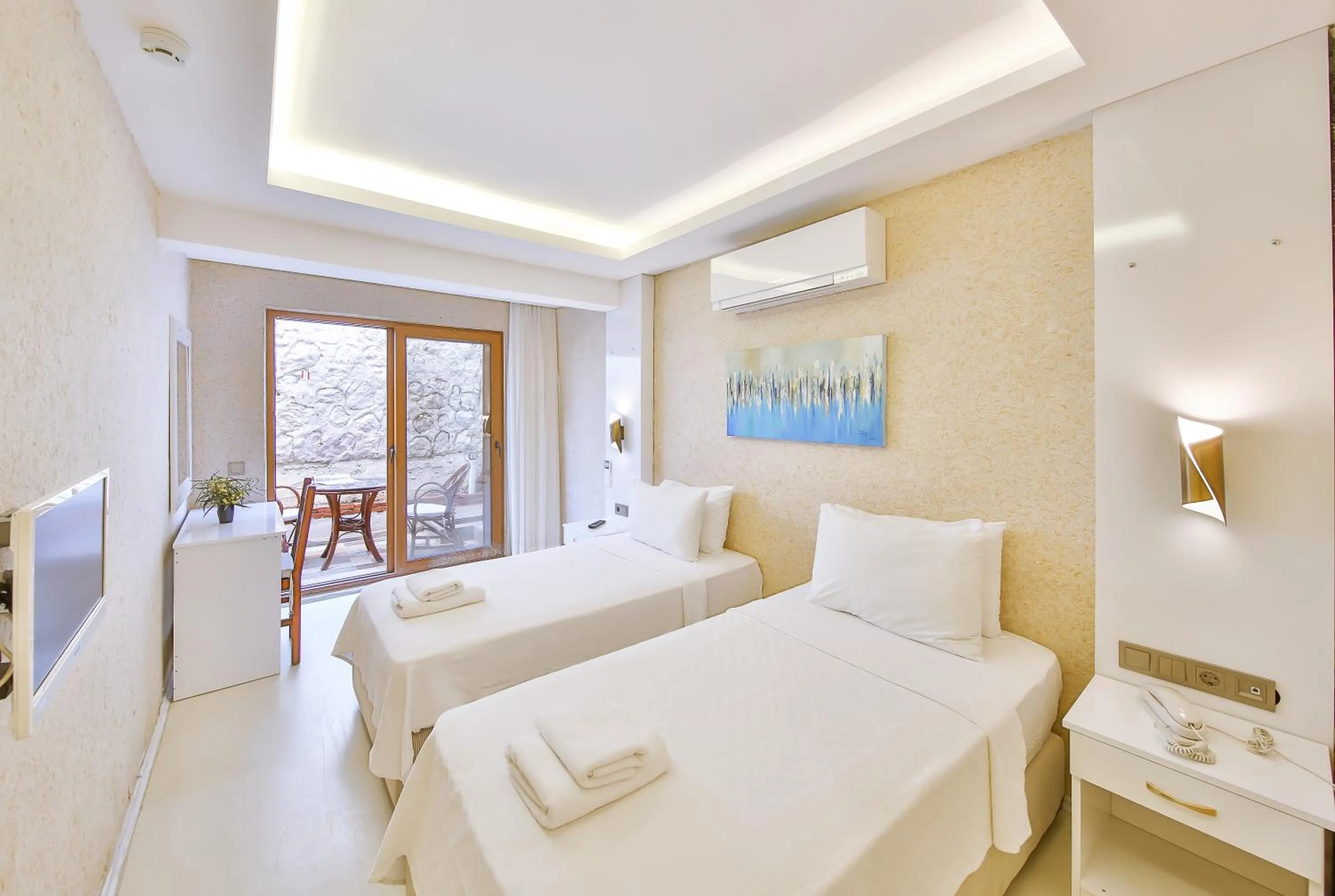 Twin Room with Balcony in Hotel No37