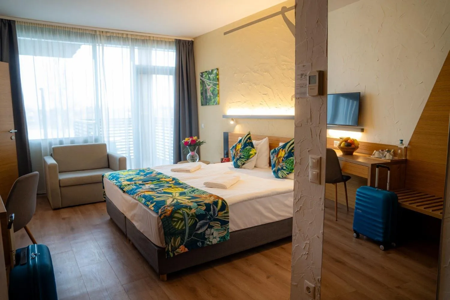 Photo of the whole room, Bed in Pangea Hotel