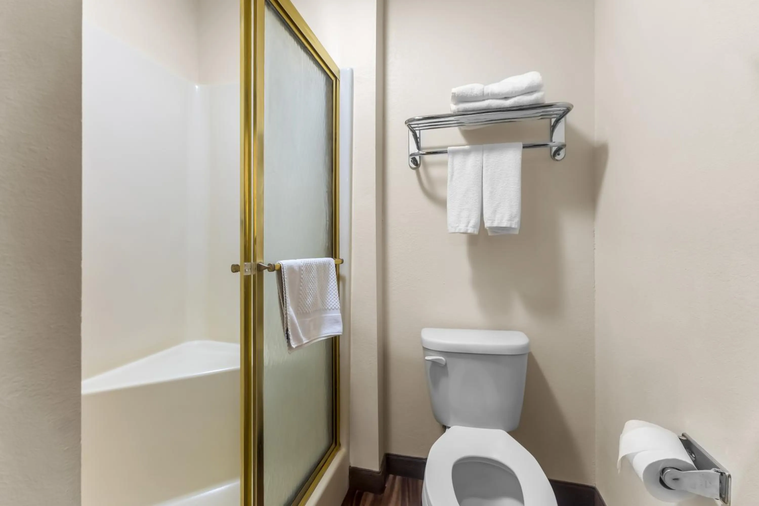 Travel Inn and Suites- Sikeston Miner I-55 exit-67