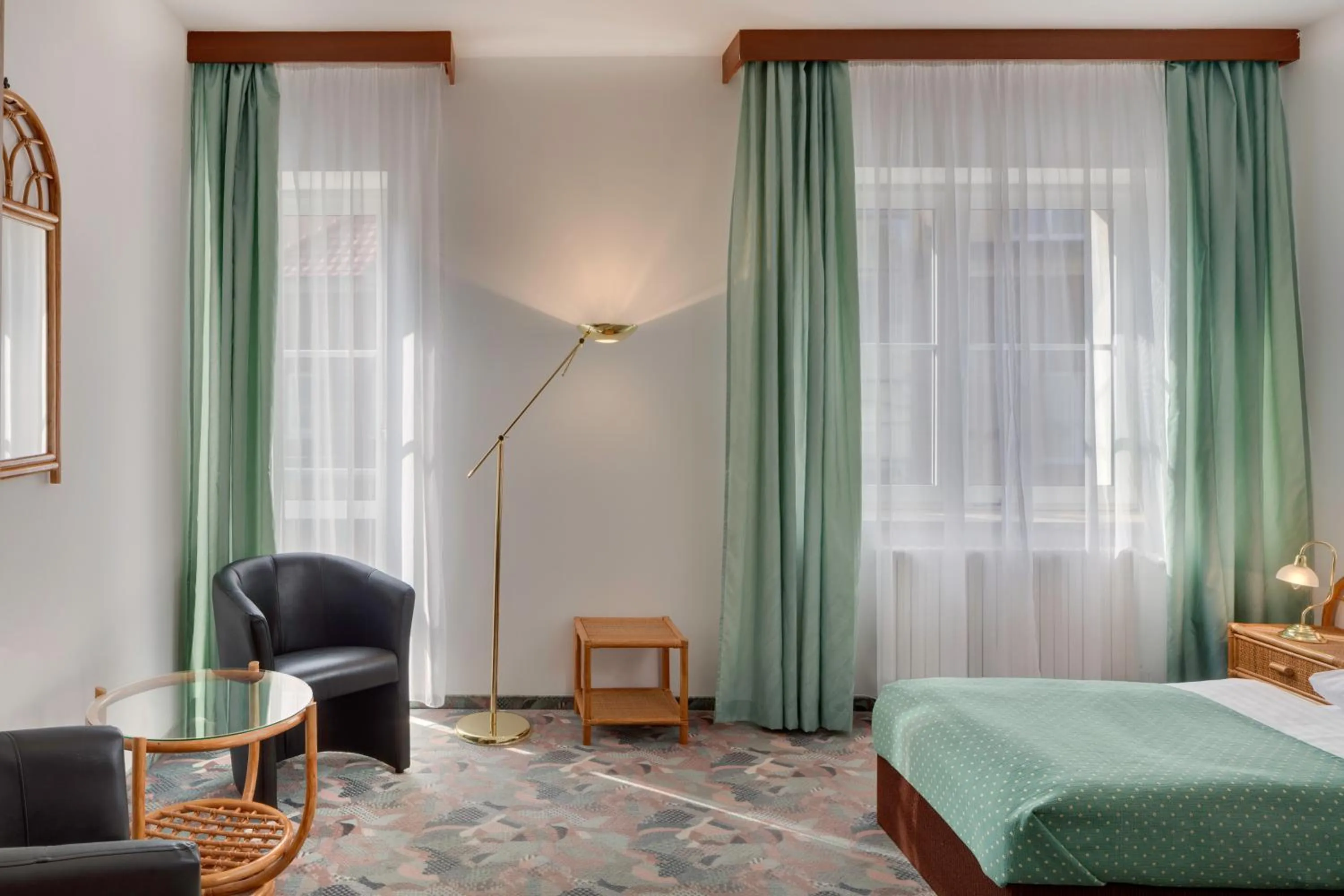 Bedroom, Bed in Hotel Otar