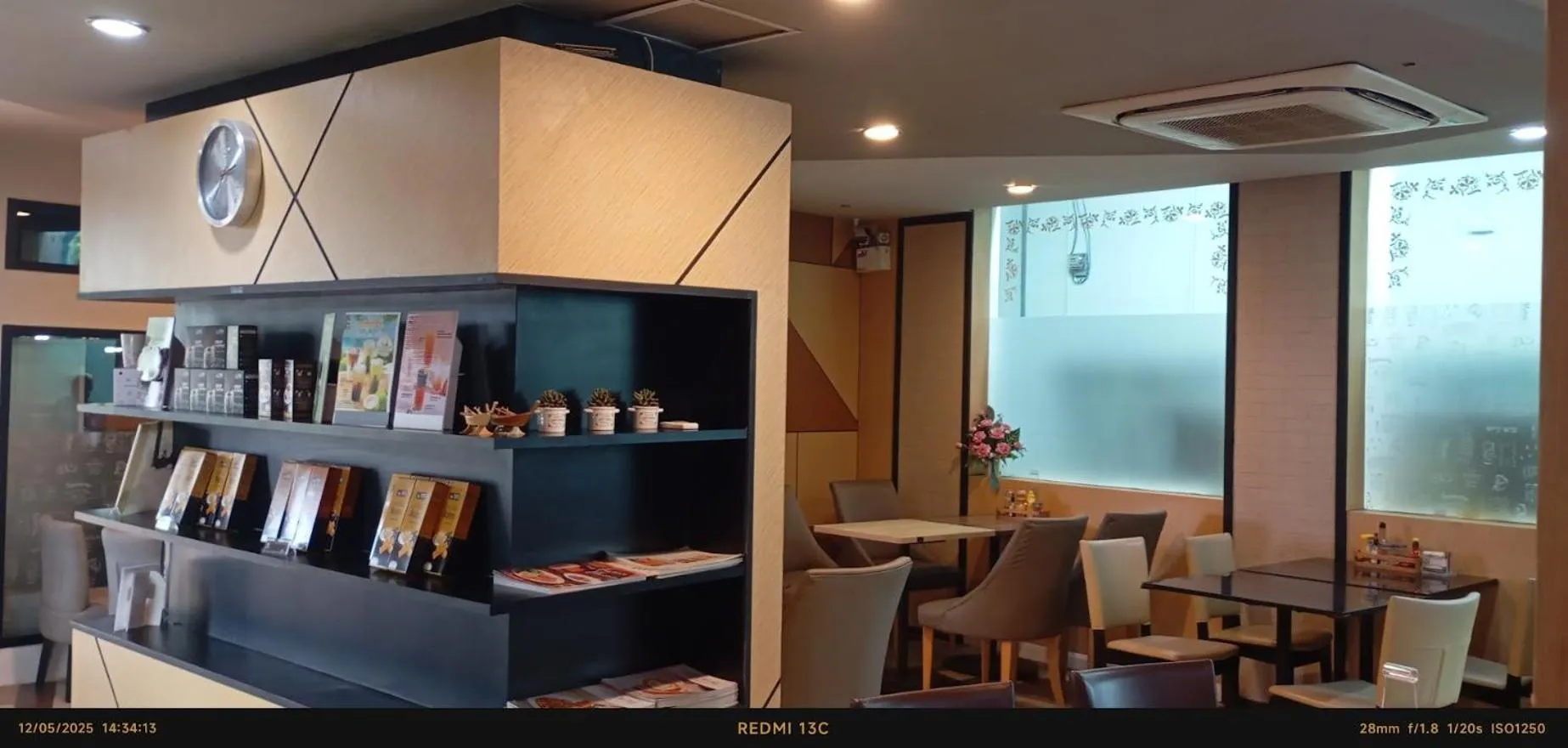 Restaurant/places to eat in Sea Star House