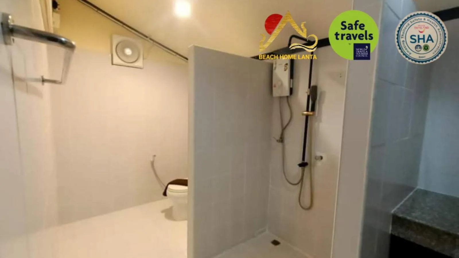 Bathroom in Beach Home Lanta