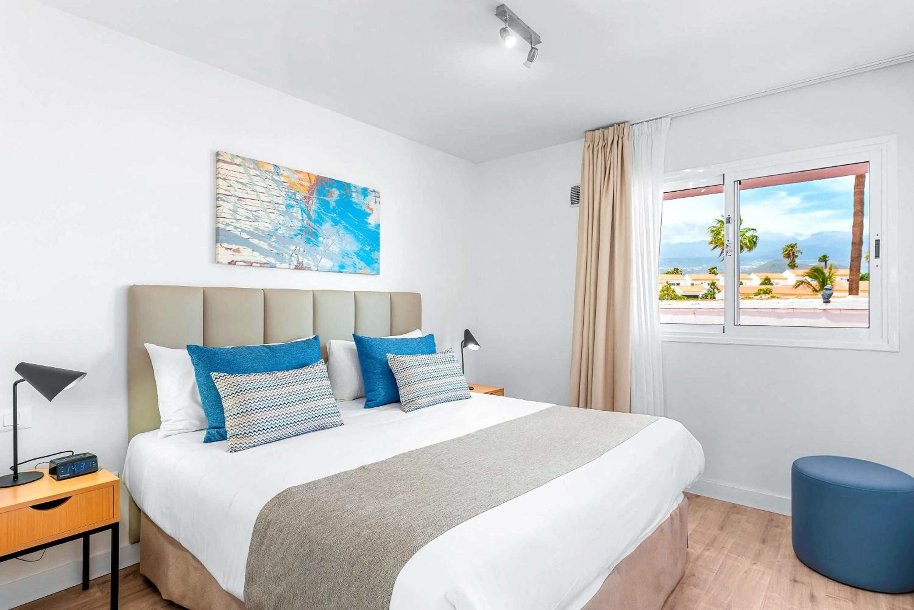 Bed in Wyndham Residences Golf del Sur