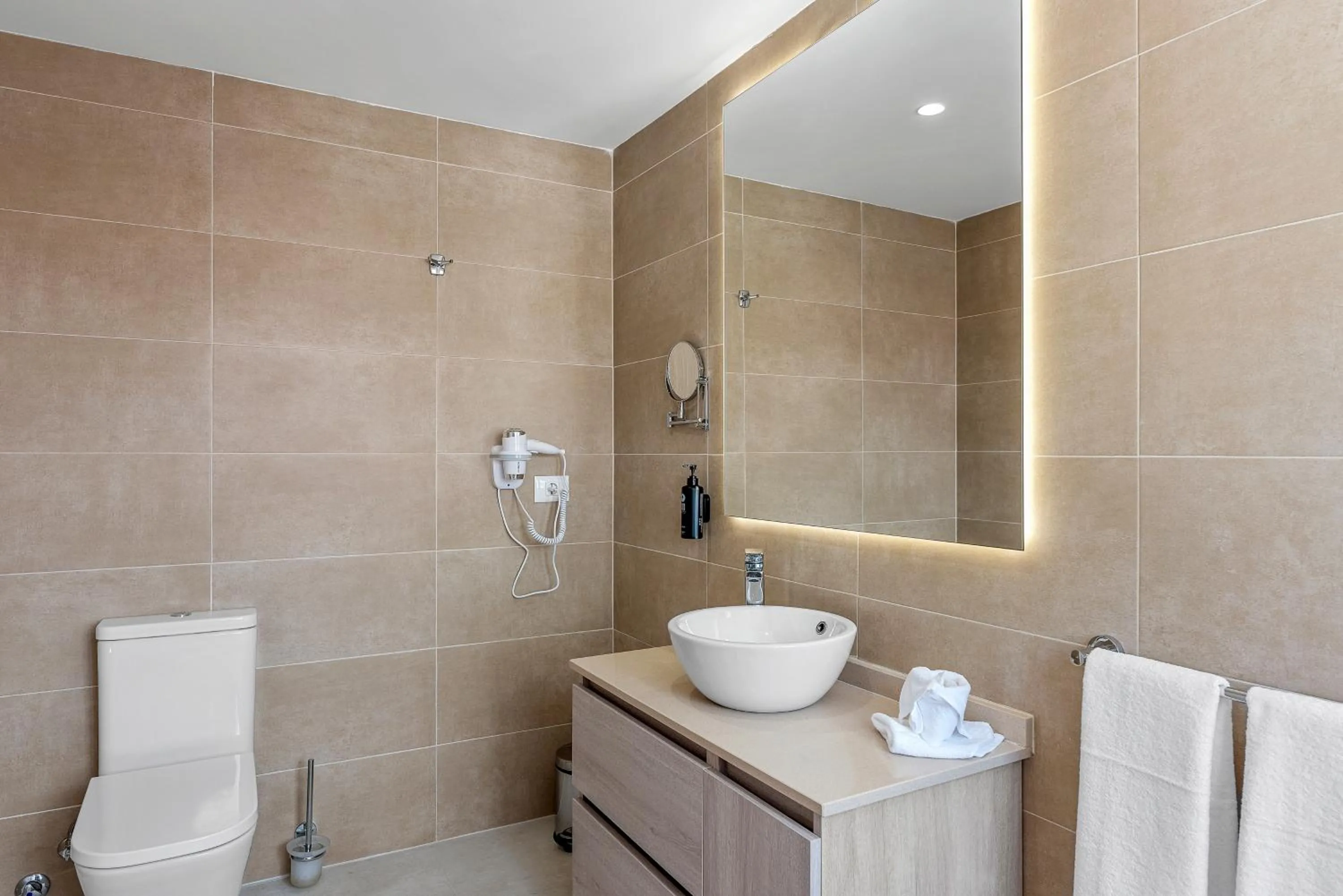 Bathroom in Wyndham Residences Golf del Sur