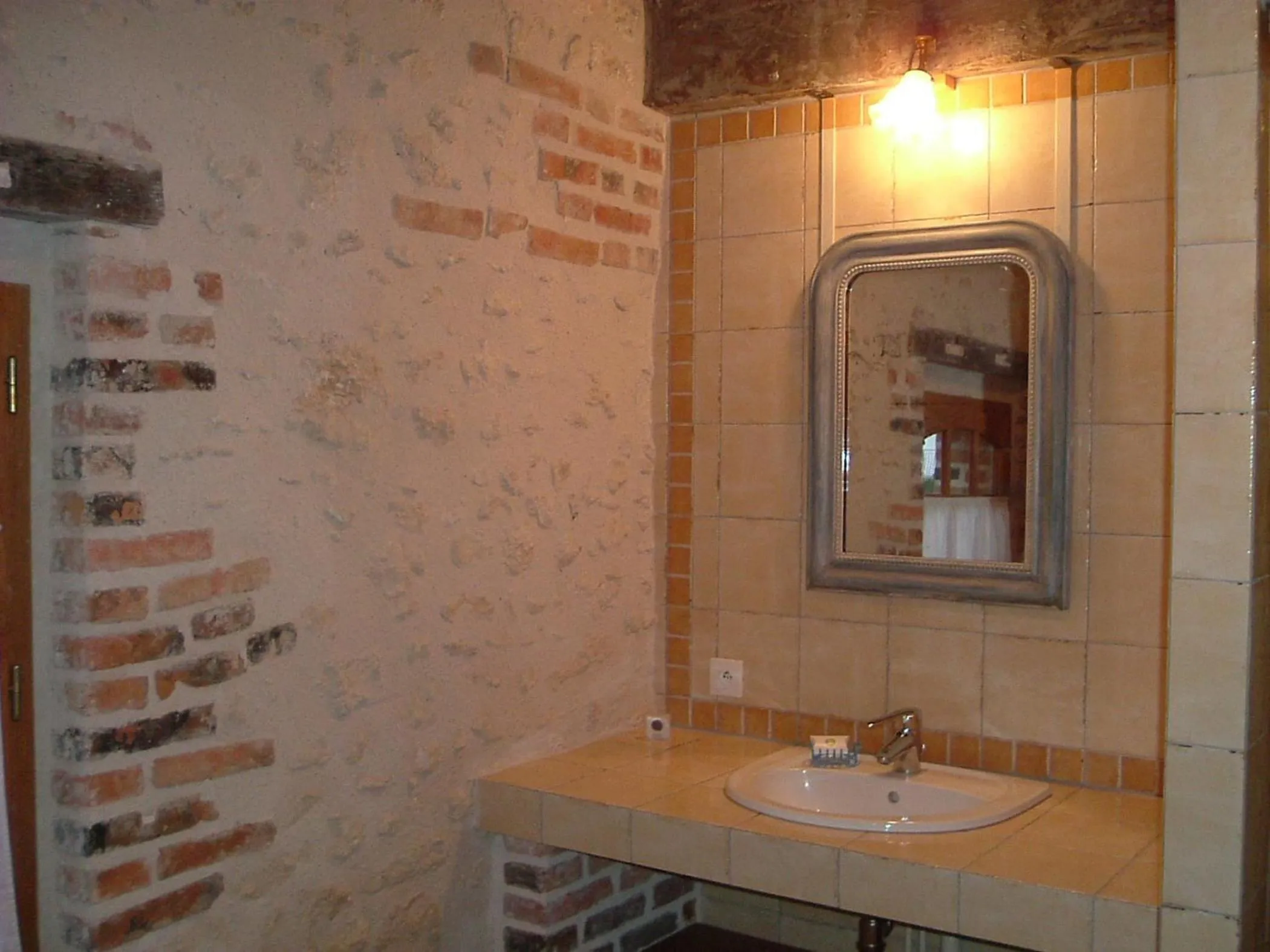 Bathroom in Chambres La Vallée